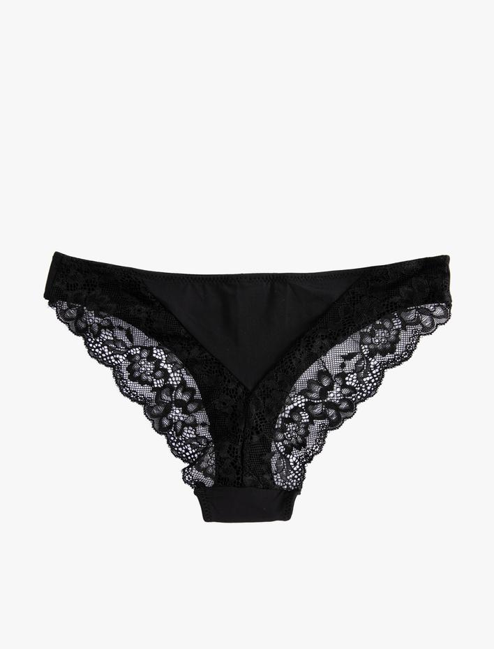  Brazilian Külot Arkası Dantel Detaylı