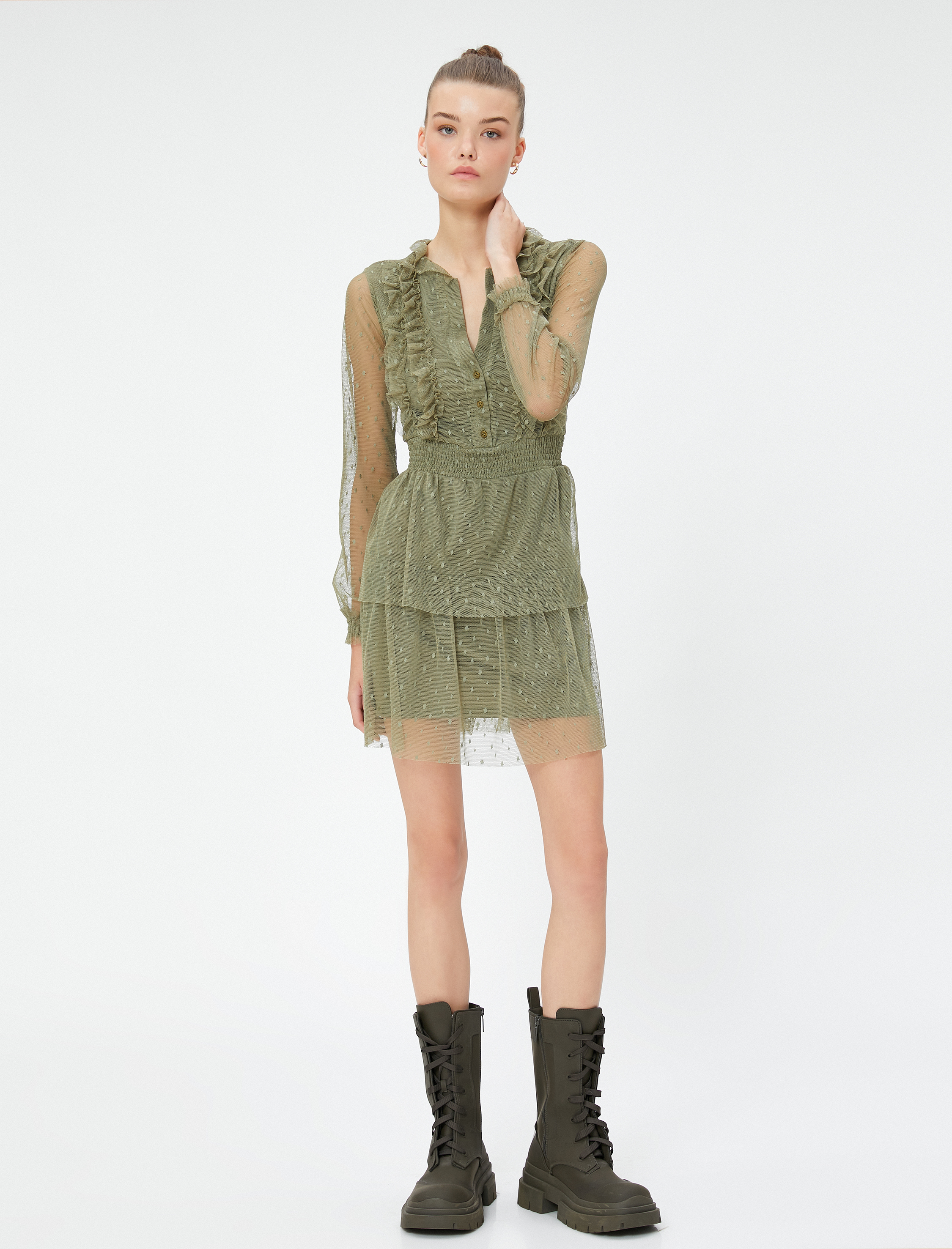   Mini Elbise V Yaka Tüllü Katlı Düğmeli Fırfır Detaylı Gipeli