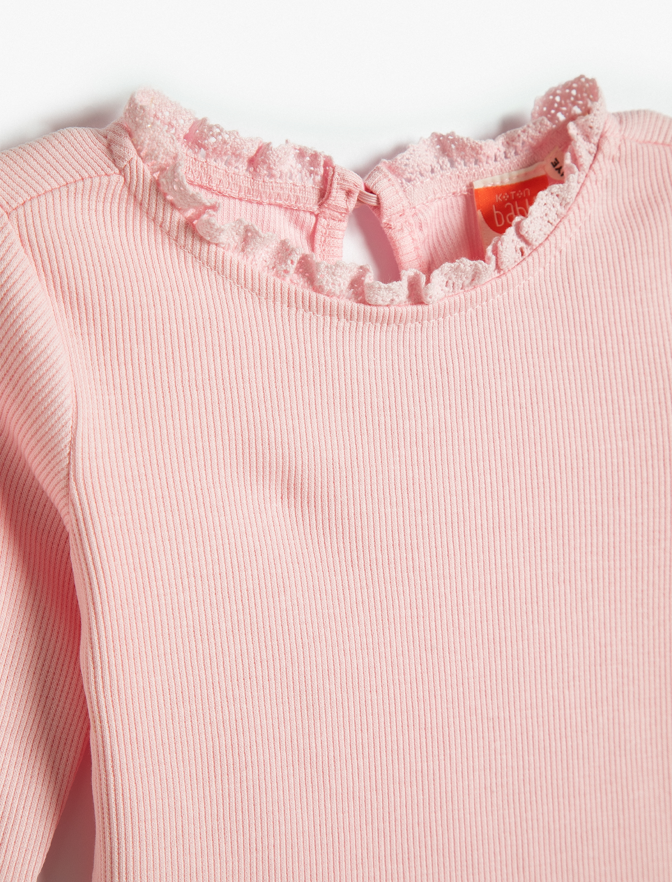  Kız Bebek Tişört Uzun Kollu Yuvarlak Yaka Fırfır Detaylı Kaşkorse Pamuklu