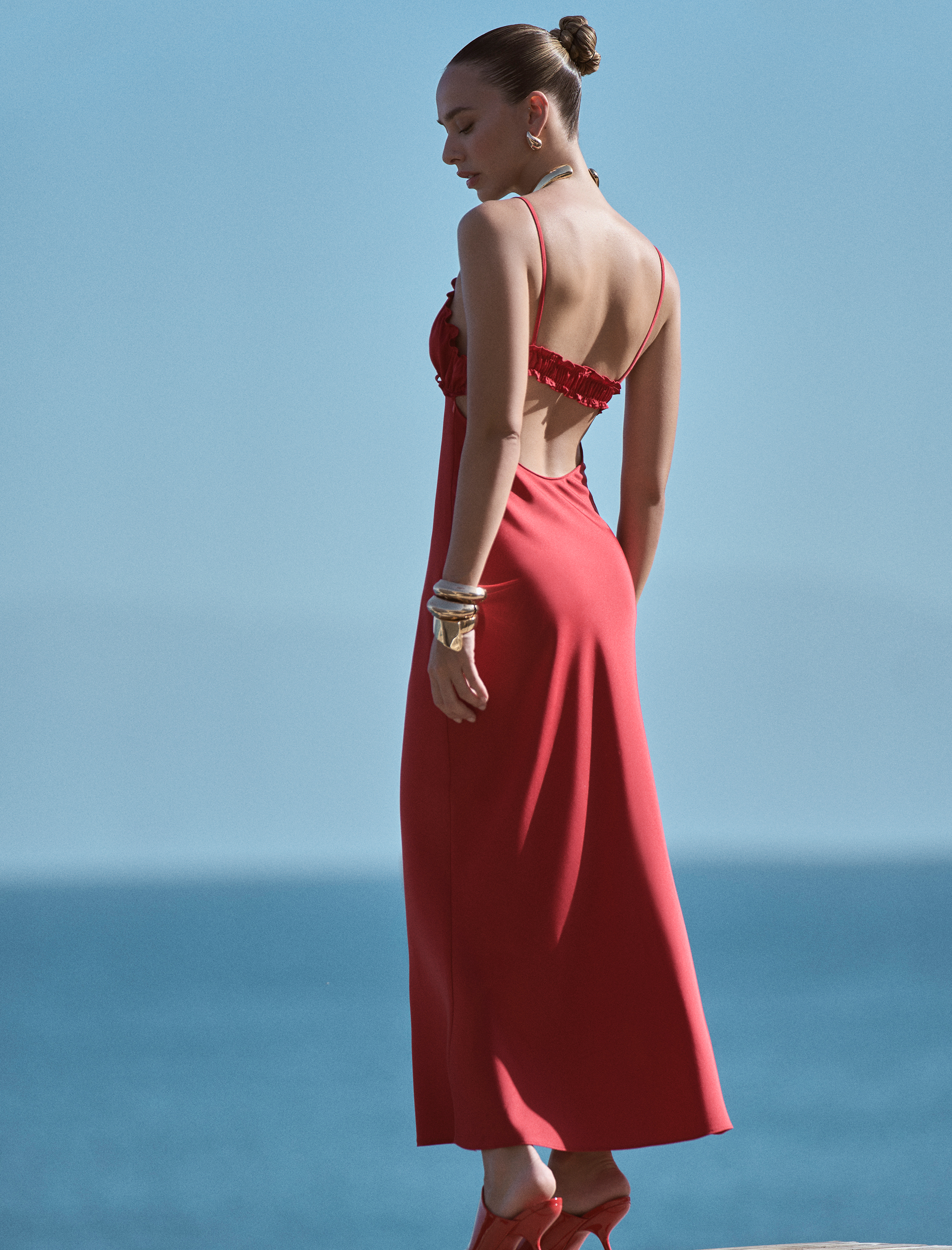   Koton X Sima Tarkan - İnce Askılı Midi Saten Elbise Fırfırlı Fiyonklu