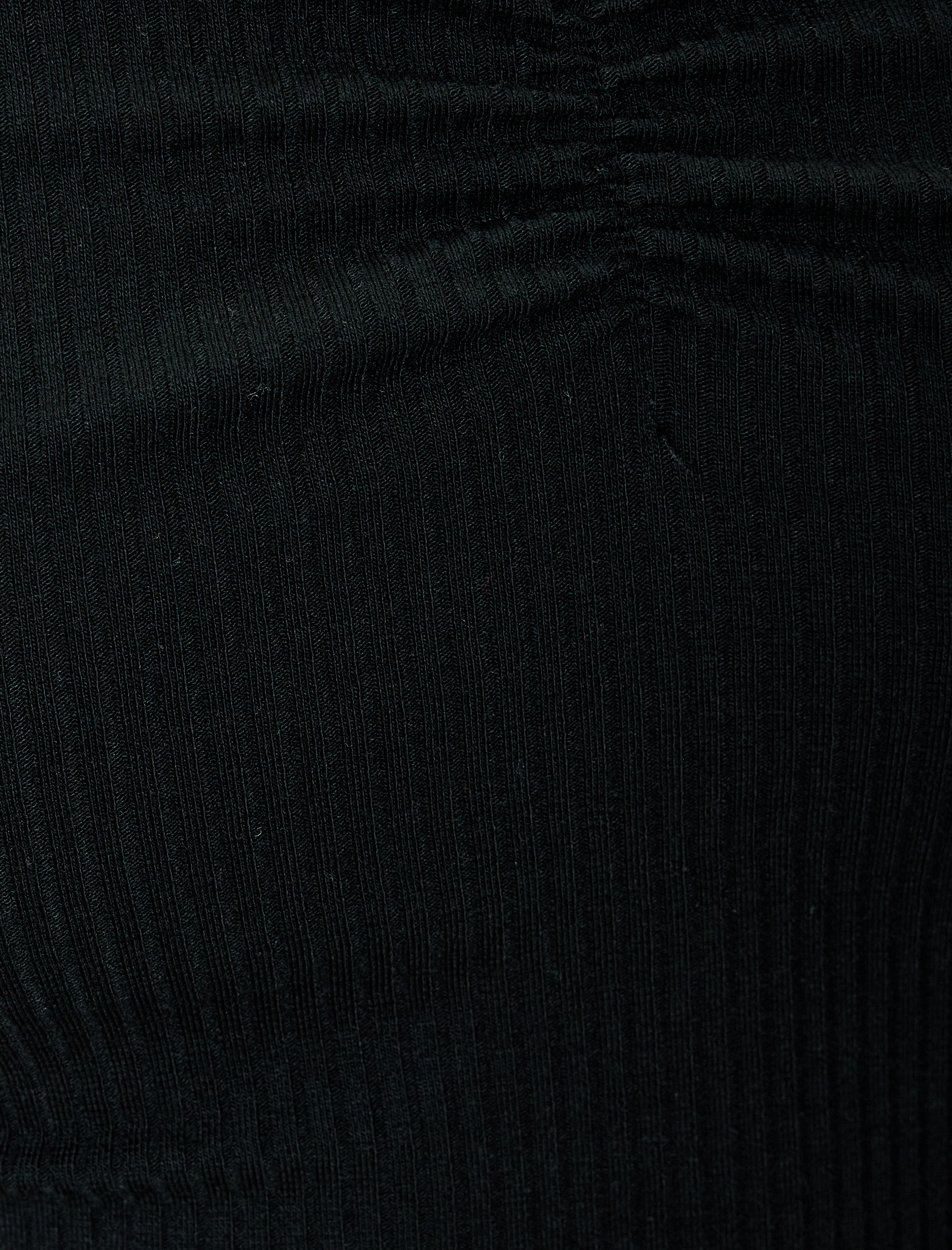   Madonna Yaka Omzu Açık Tişört Dantel Detaylı Büzgülü Kısa Kollu