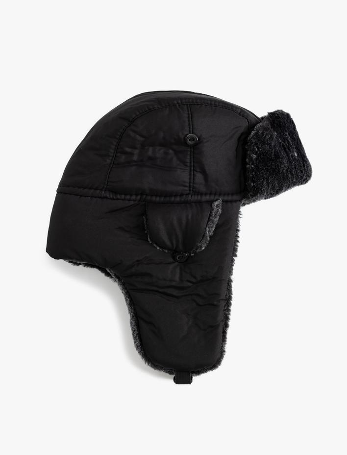 Erkek Çocuk Su itici Kar Şapkası İçi Suni Kürklü Kulak Kapaklı Çene Bağlama Detaylı