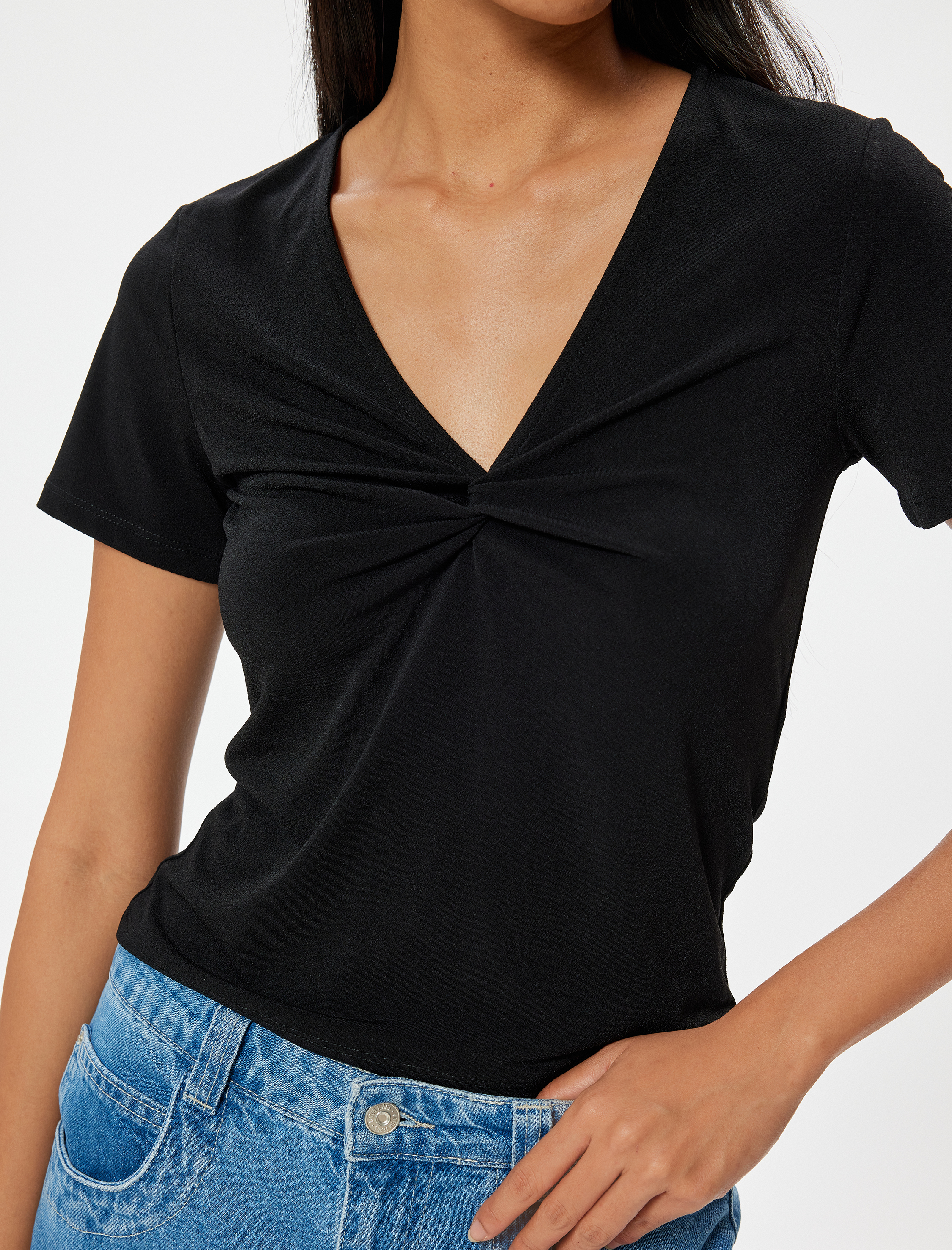   Drapeli V Yaka Tişört Kısa Kollu