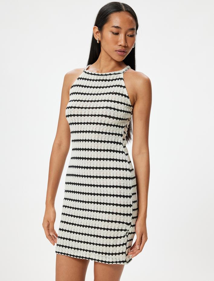  Mini Kroşe Halter Yaka Kalem Elbise Renk Kontrastlı