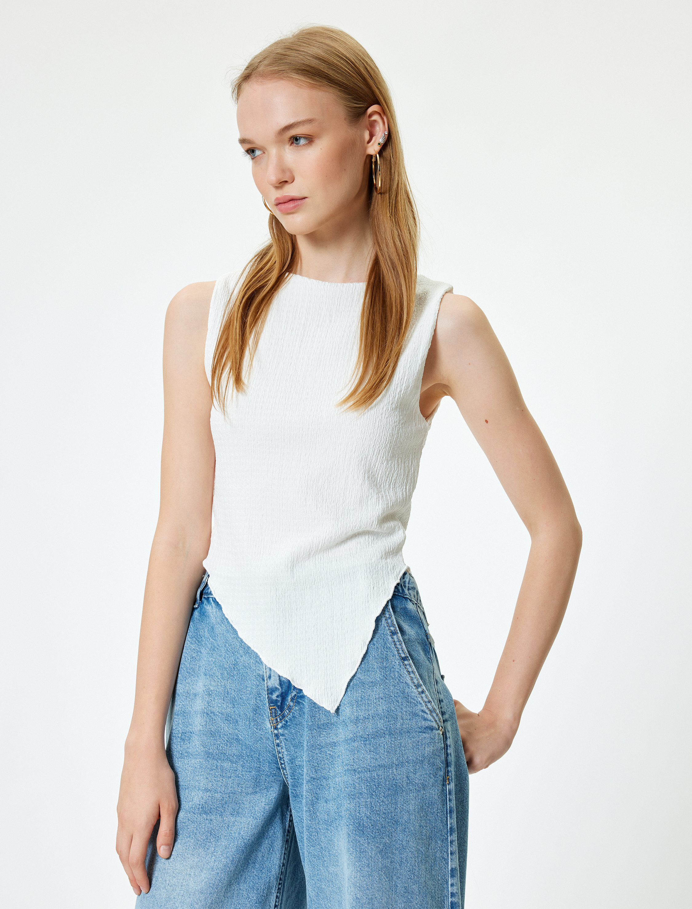 Kolsuz Bluz Bürümcük Asimetrik Kesim Bisiklet Yaka Slim Fit