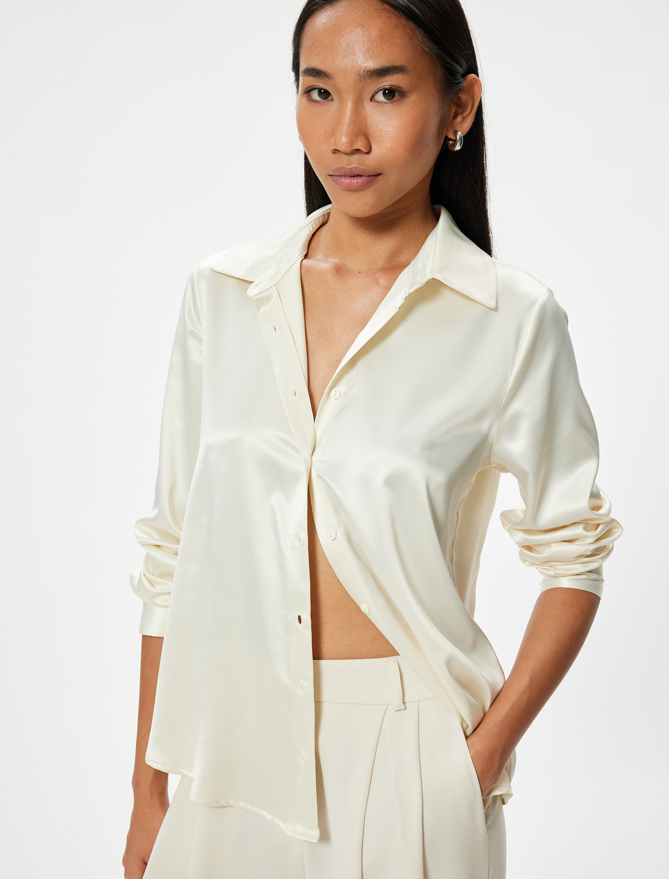 Saten Gömlek Uzun Kollu Klasik Yaka