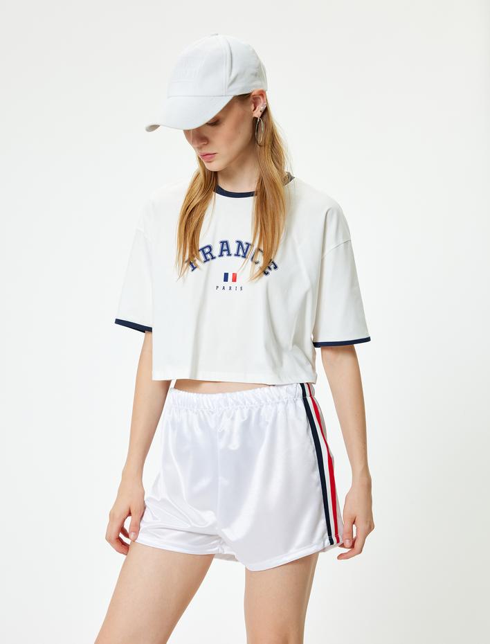  Mini Şort Biyeli Beli Lastikli Parlak Pike Kumaş Rahat Kalıp