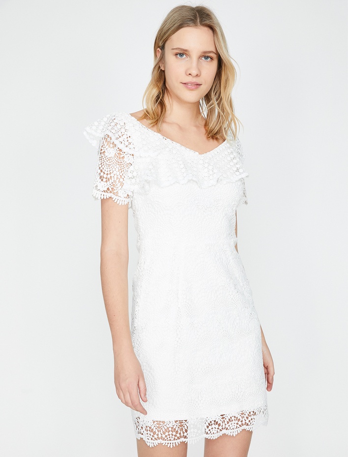  Dantel Detaylı Elbise