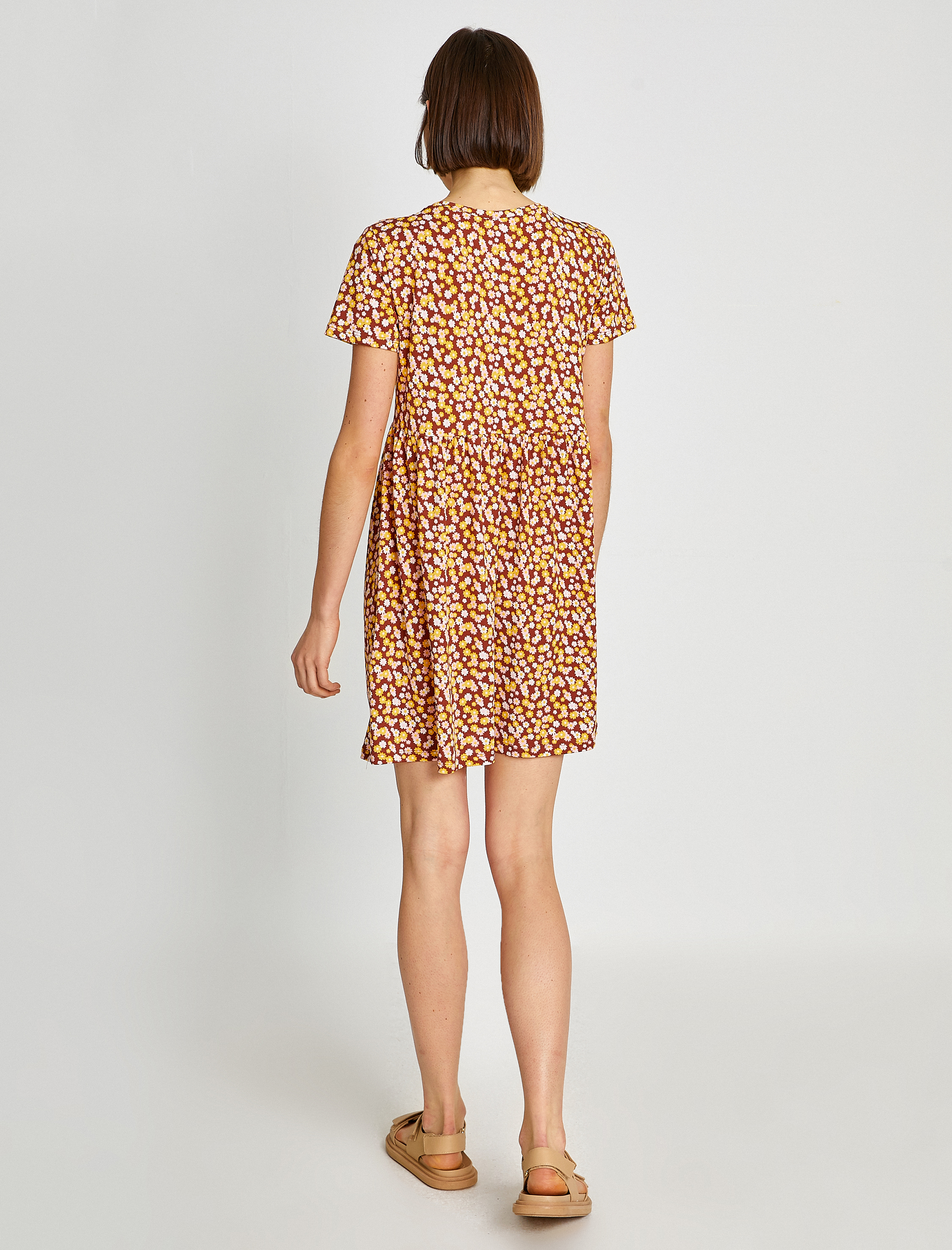   Kısa Kollu Mini Elbise