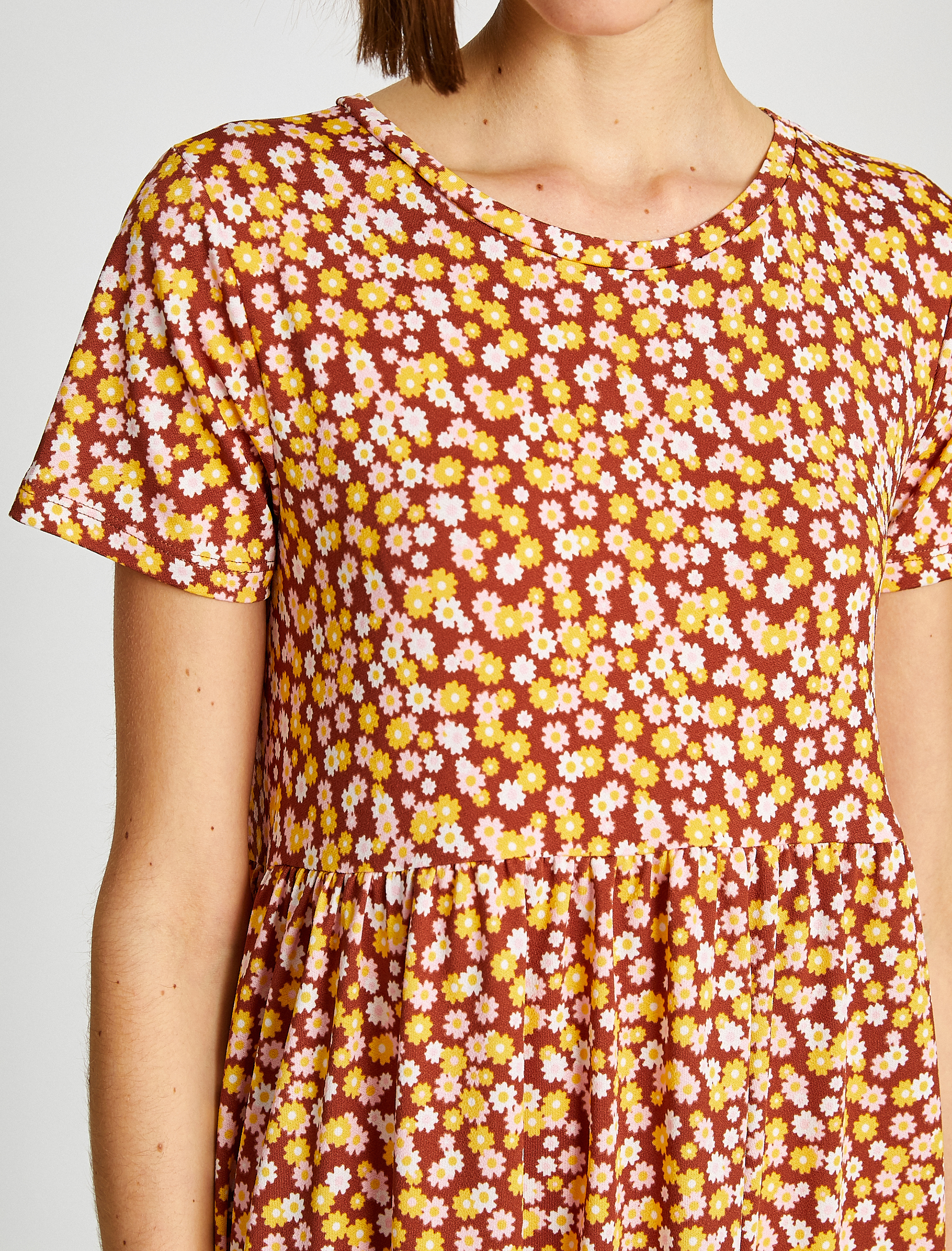   Kısa Kollu Mini Elbise