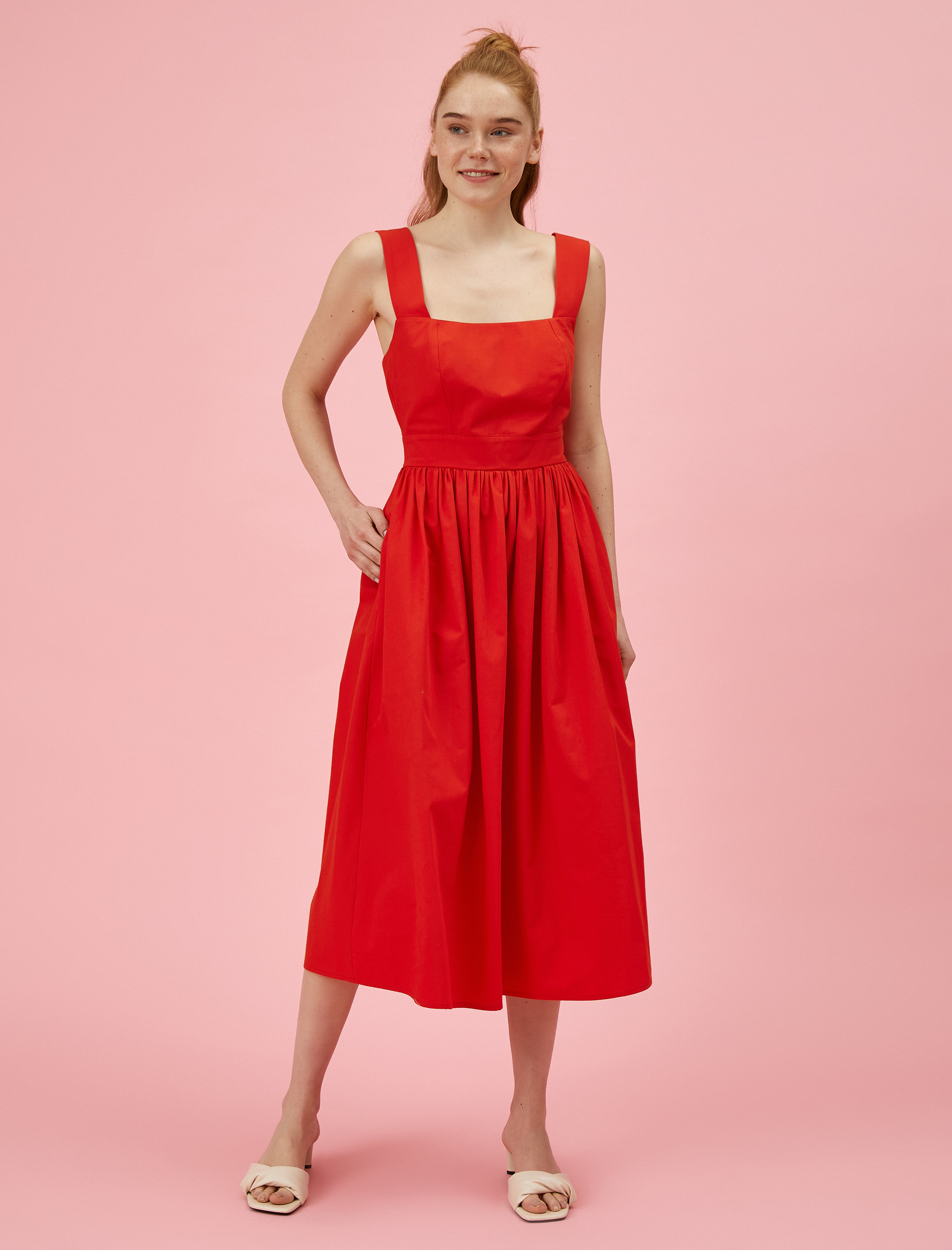   Poplin Elbise Kare Yaka