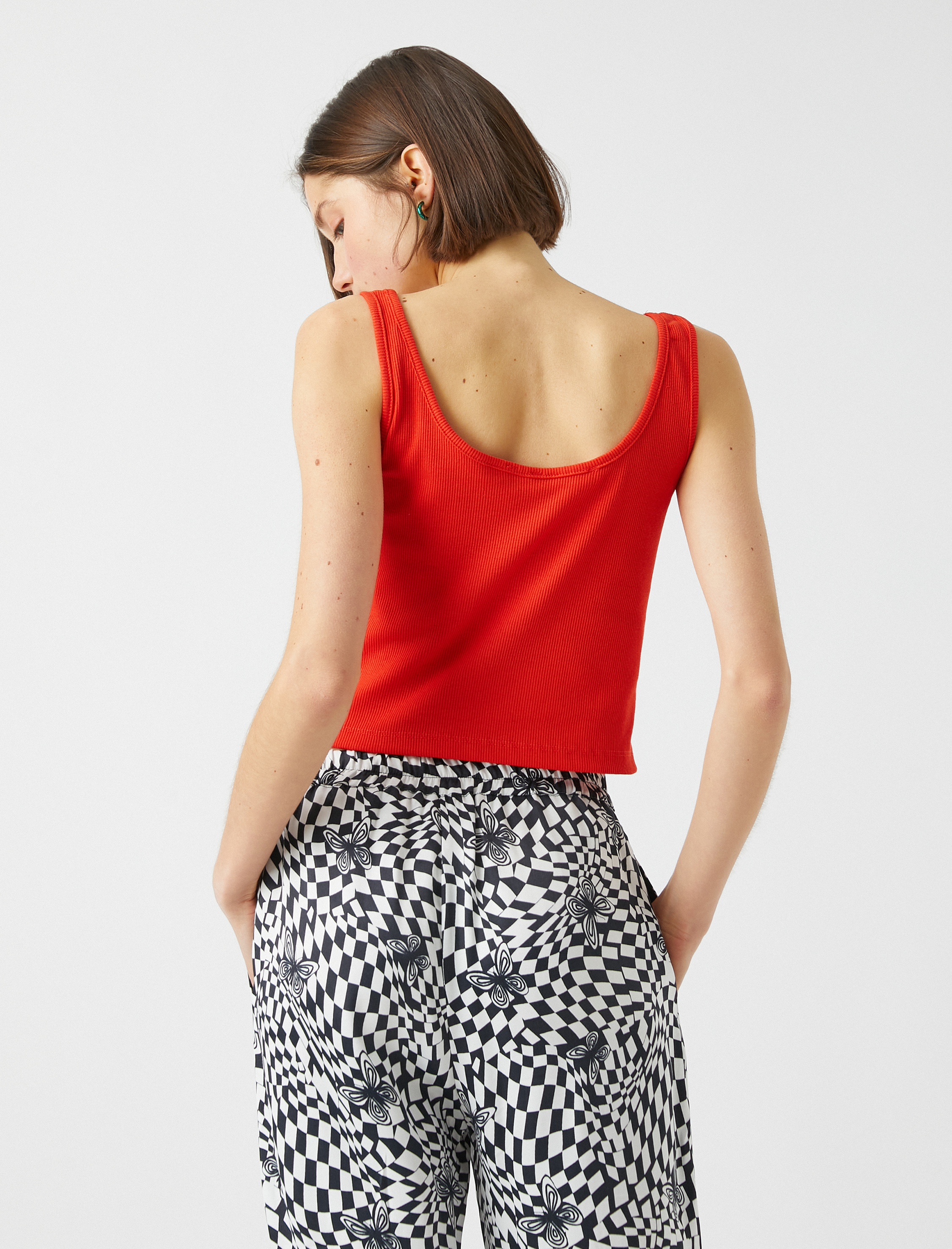   Askılı Kare Yaka Atlet