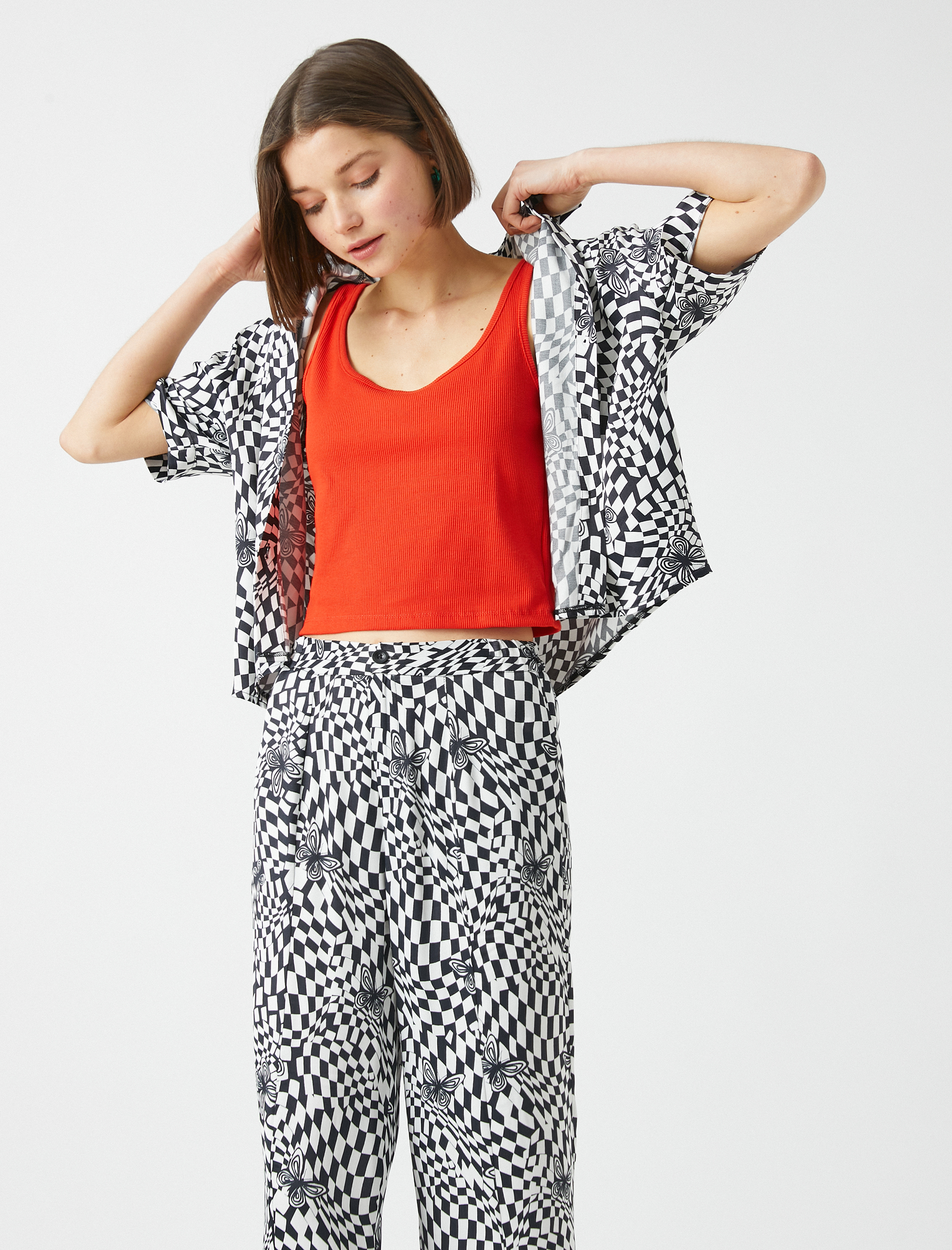   Askılı Kare Yaka Atlet