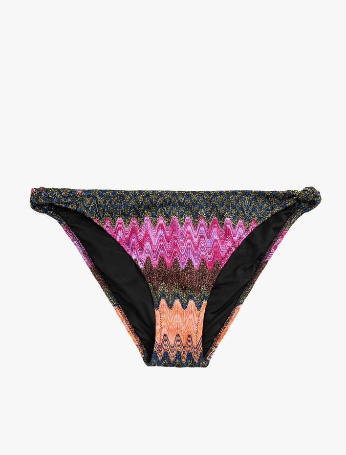  Desenli Bikini Altı
