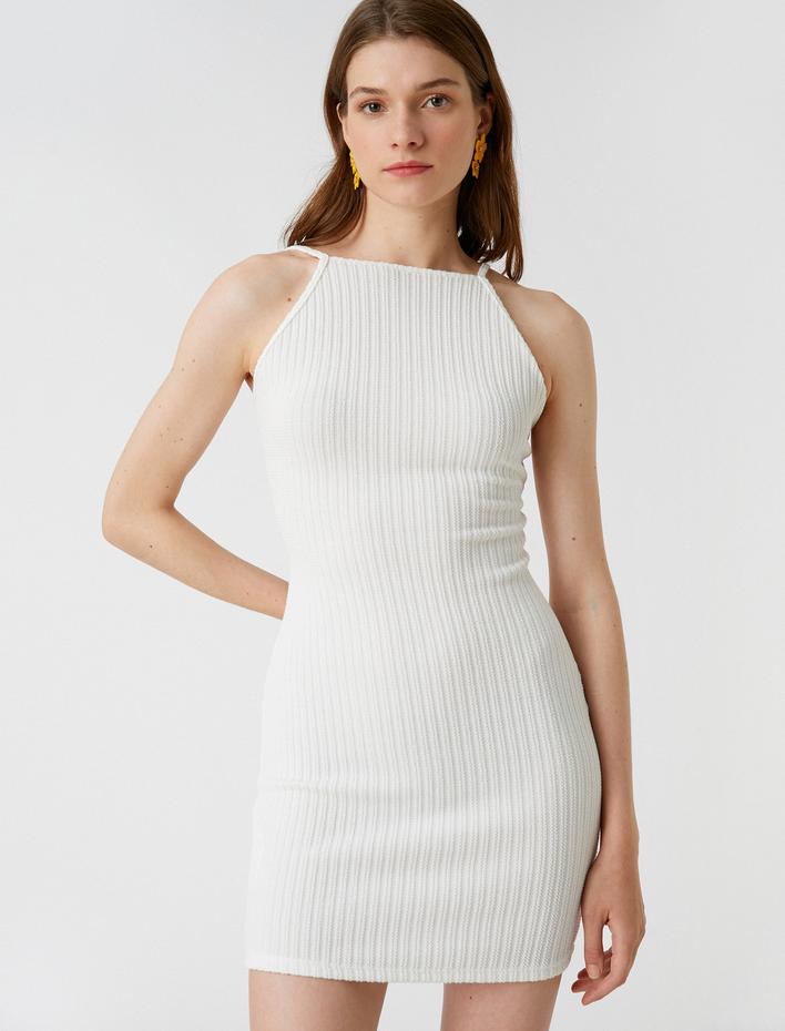  Mini Elbise Askılı Bağlama Detaylı