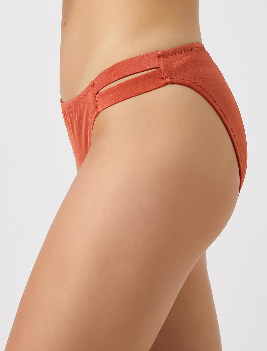  Bikini Altı