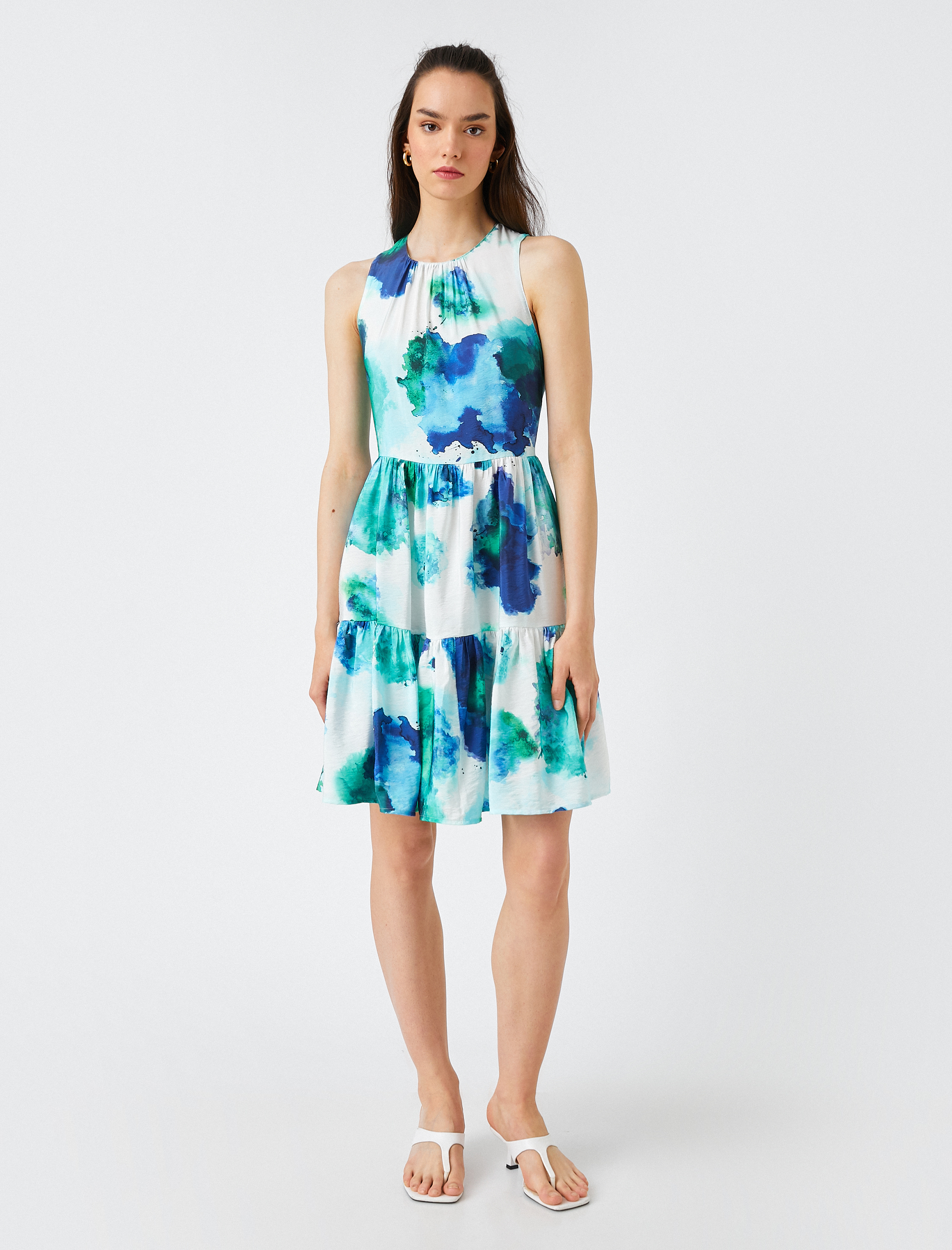   Mini Viskon Elbise Fırfırlı Halter Yaka Kolsuz