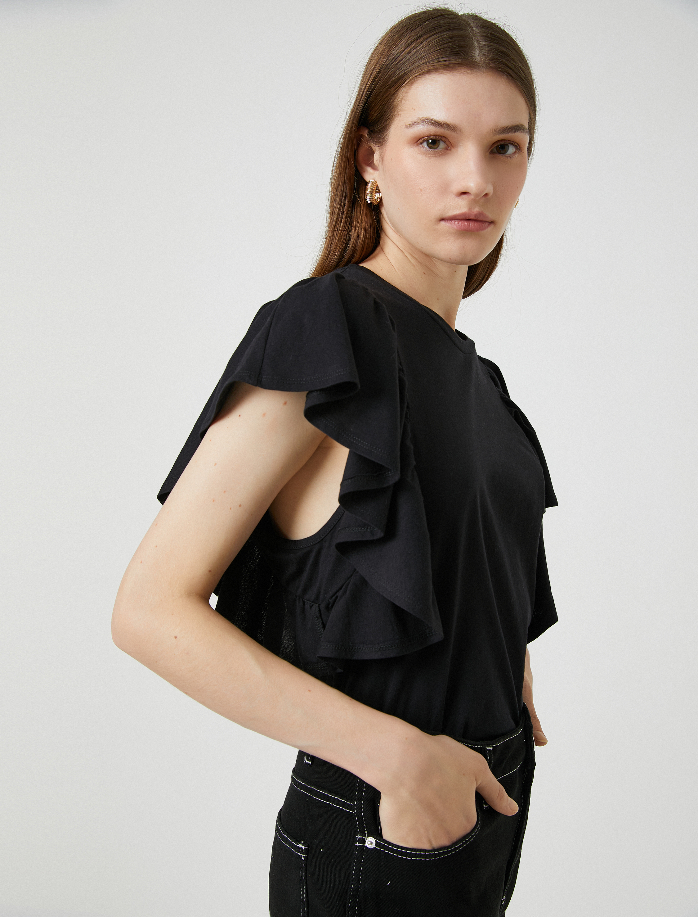   Kolları Volanlı Tişört Bisiklet Yaka