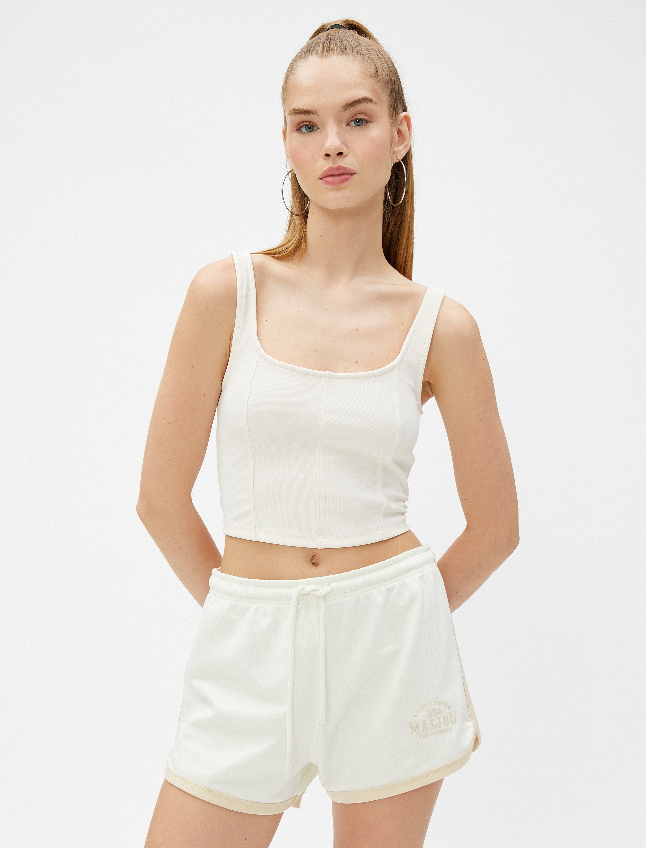   Crop Fitilli Atlet Kare Yaka Nervürlü