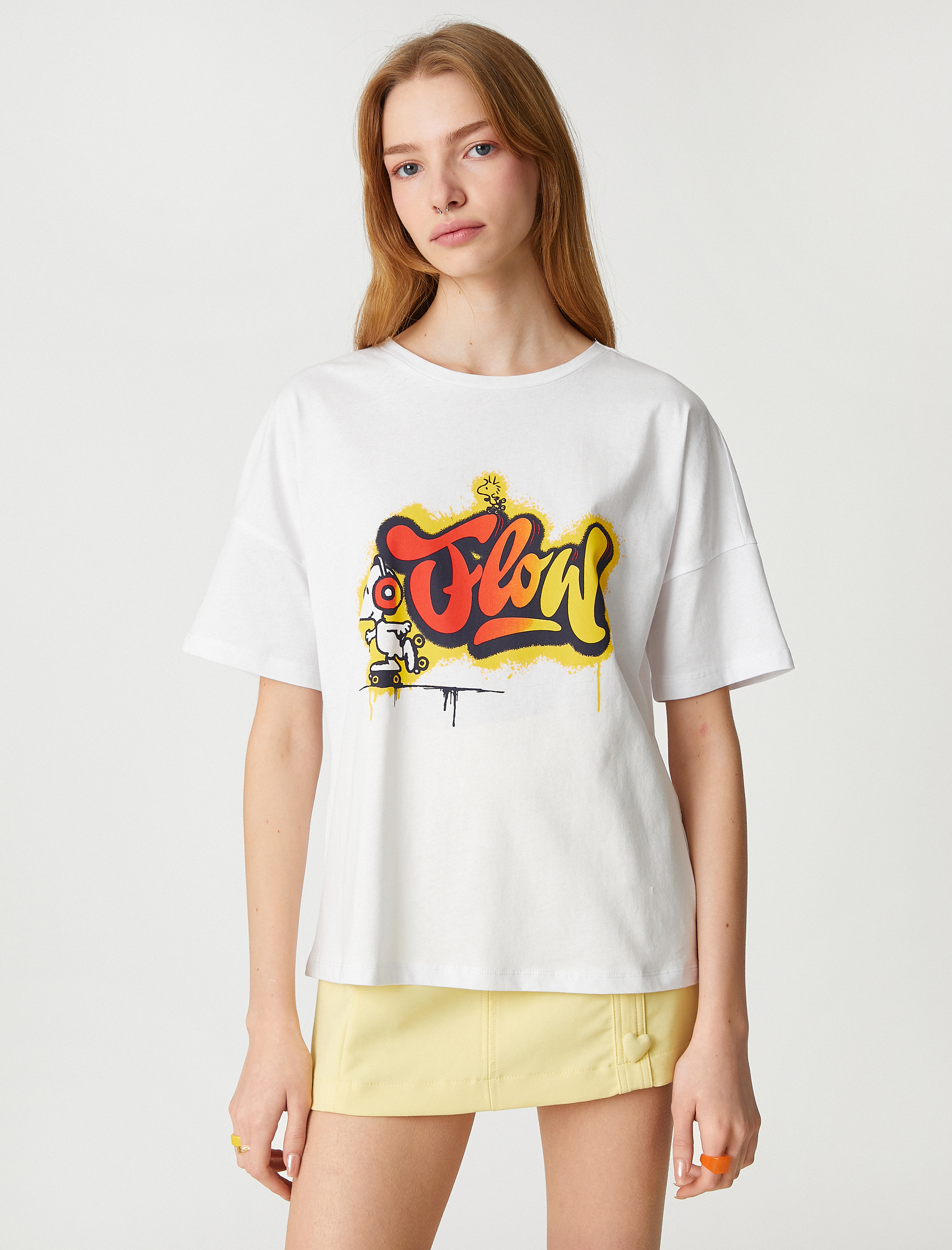   Snoopy Tişört Lisanslı Bisiklet Yaka Pamuklu Kısa Kollu