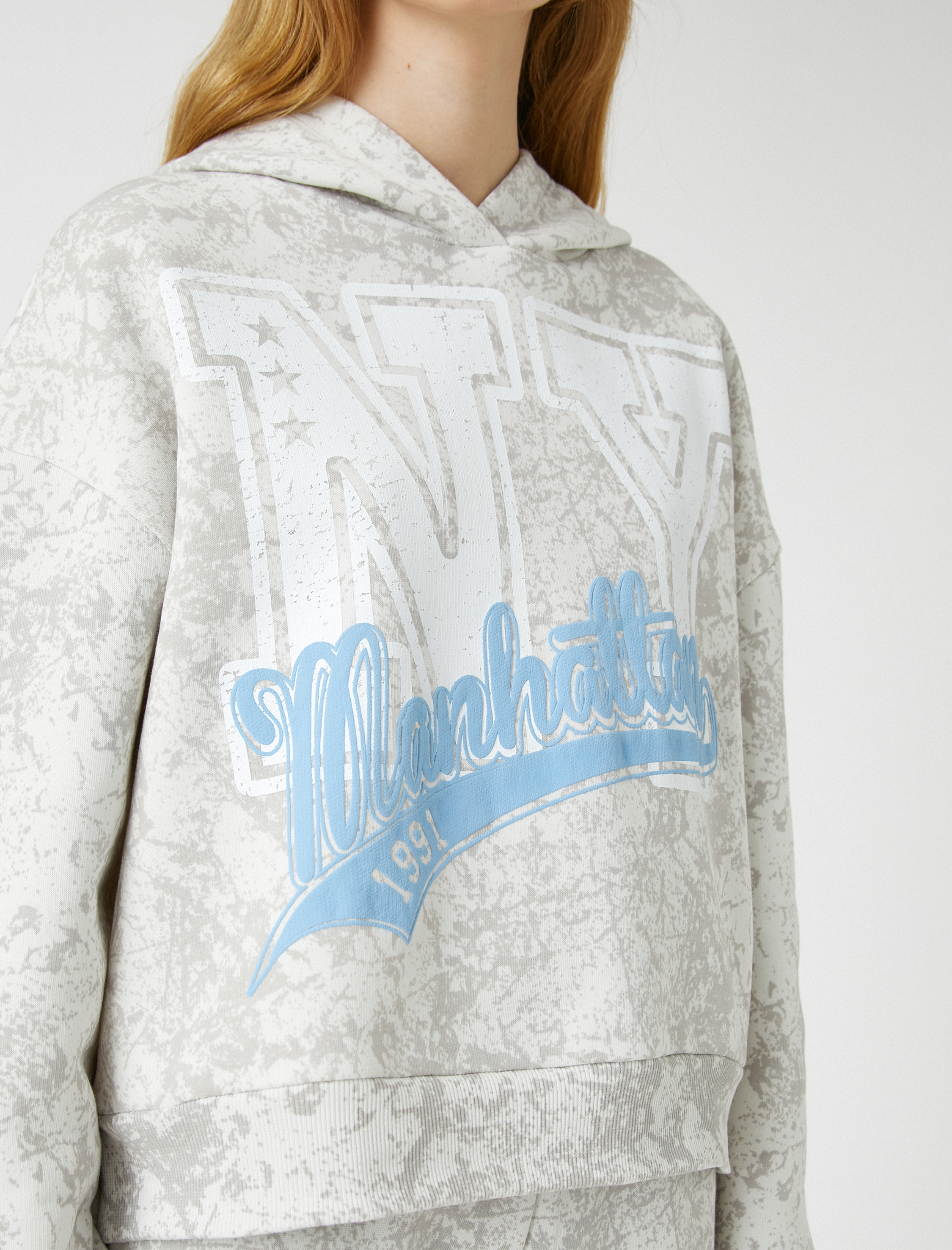   Şardonlu Kapüşonlu Sweatshirt Kolej Baskılı Uzun Kollu