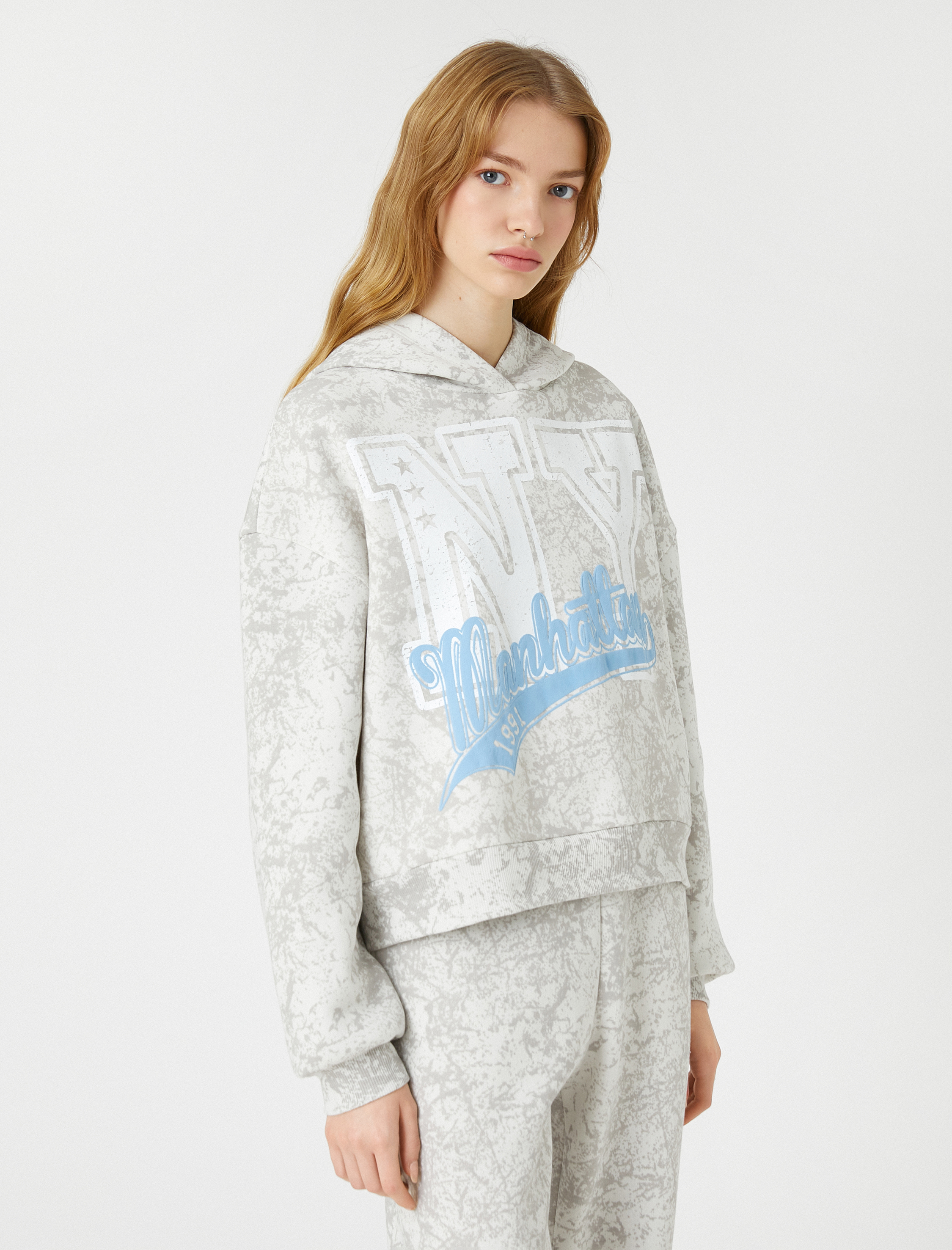   Şardonlu Kapüşonlu Sweatshirt Kolej Baskılı Uzun Kollu