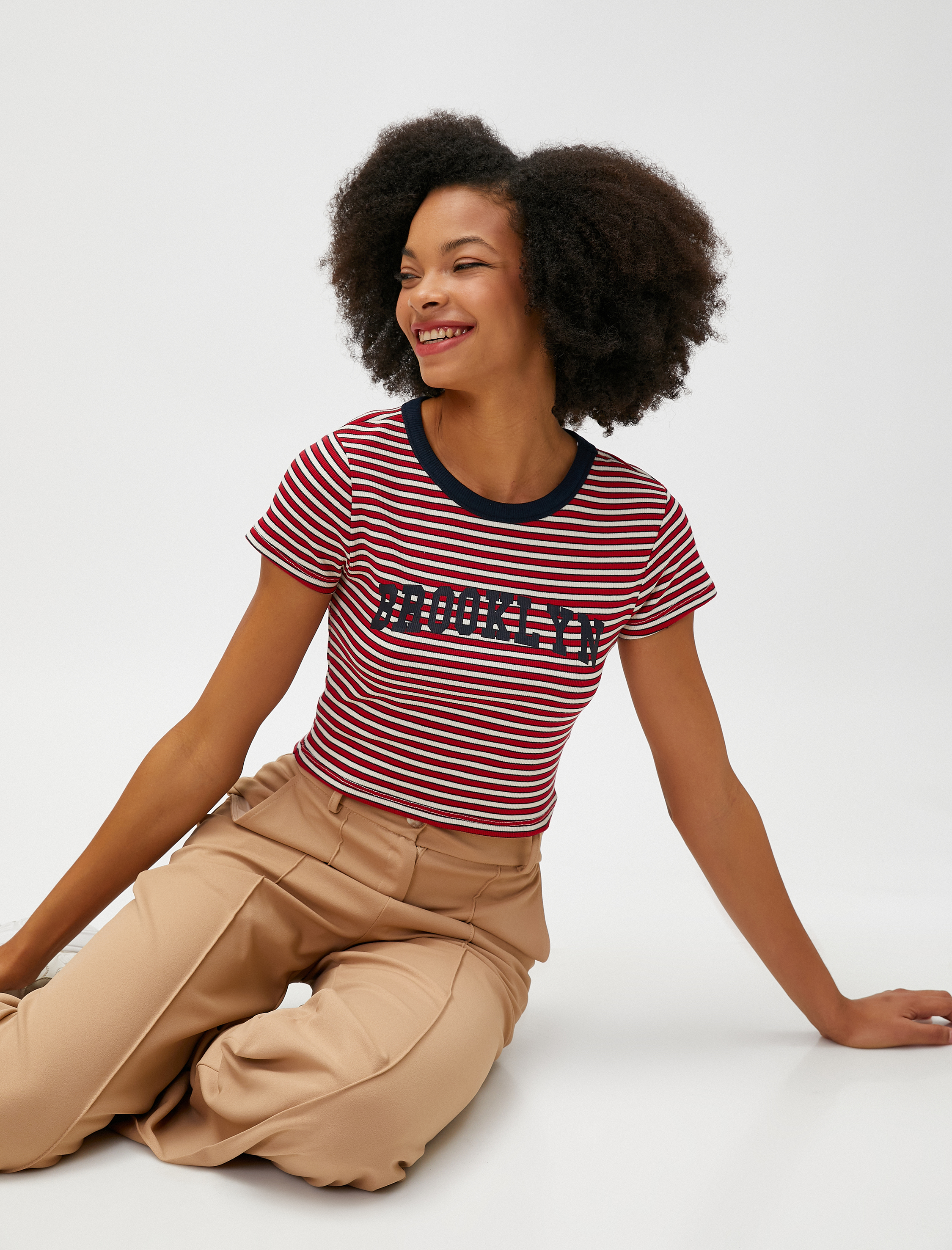   Crop Tişört Baskılı Kısa Kollu Bisiklet Yaka Viskon Karışımlı