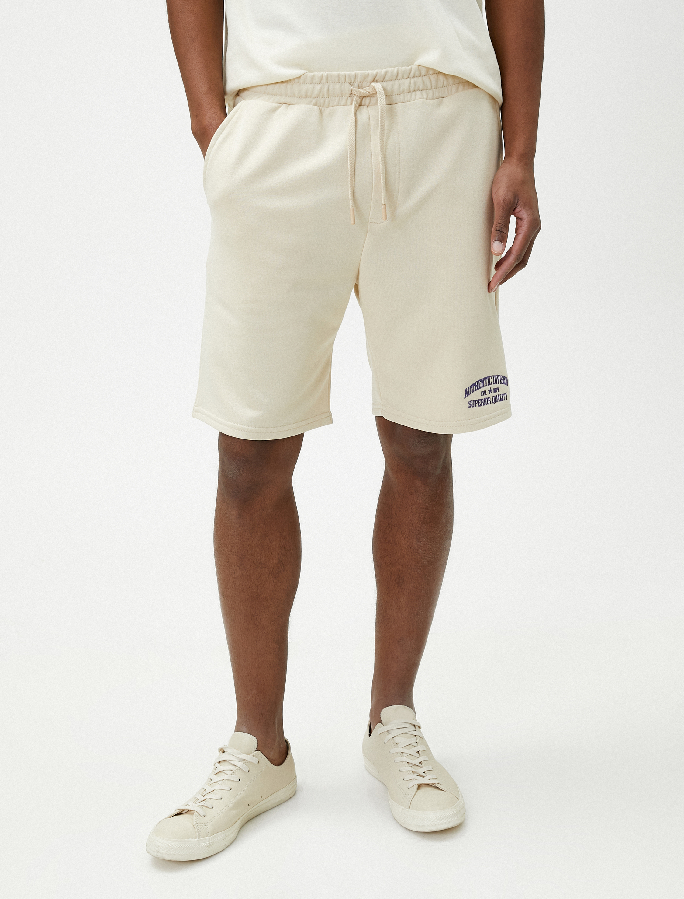   Kolej Şort Beli Bağcıklı Cep Detaylı Baskılı