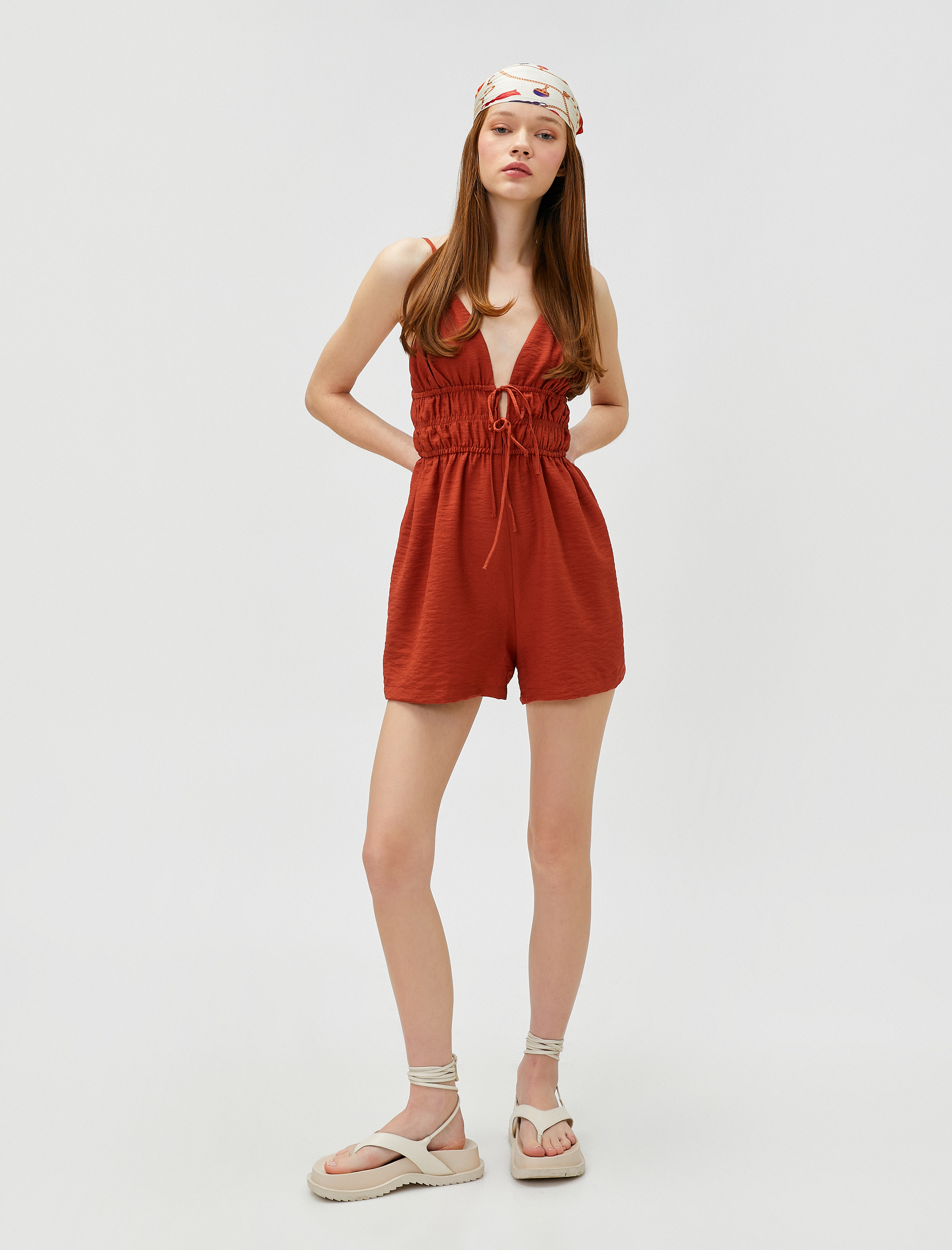   Şort Tulum Askılı Bağlama Detaylı Viskon