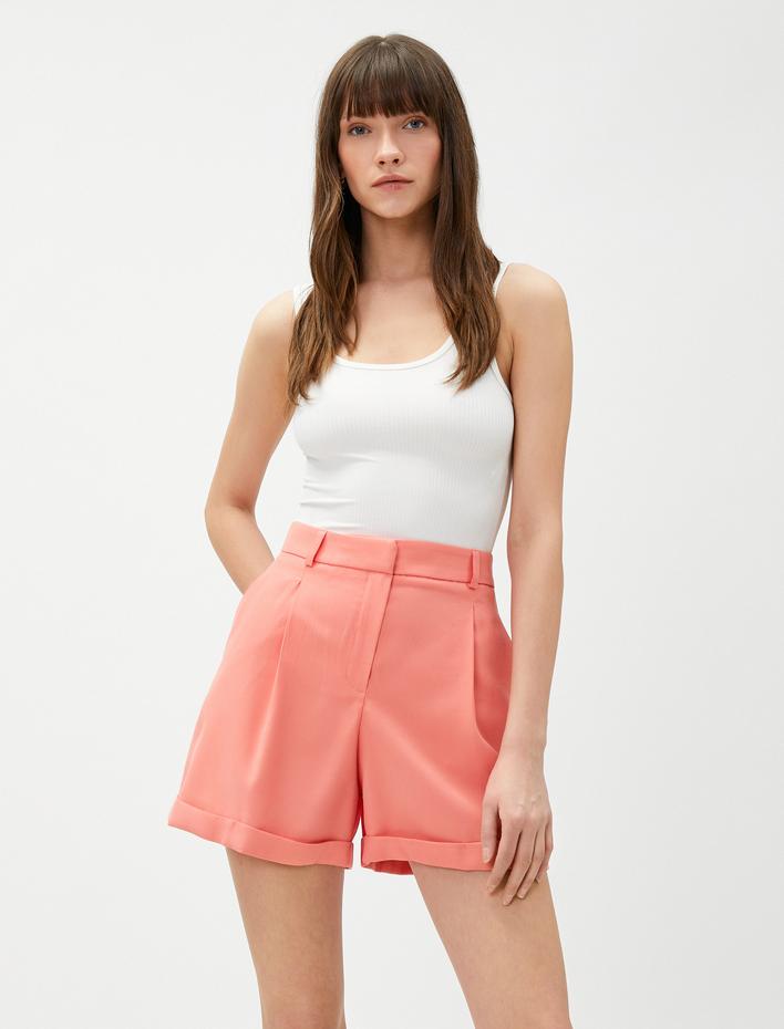  Pileli Şort İpek Görünümlü