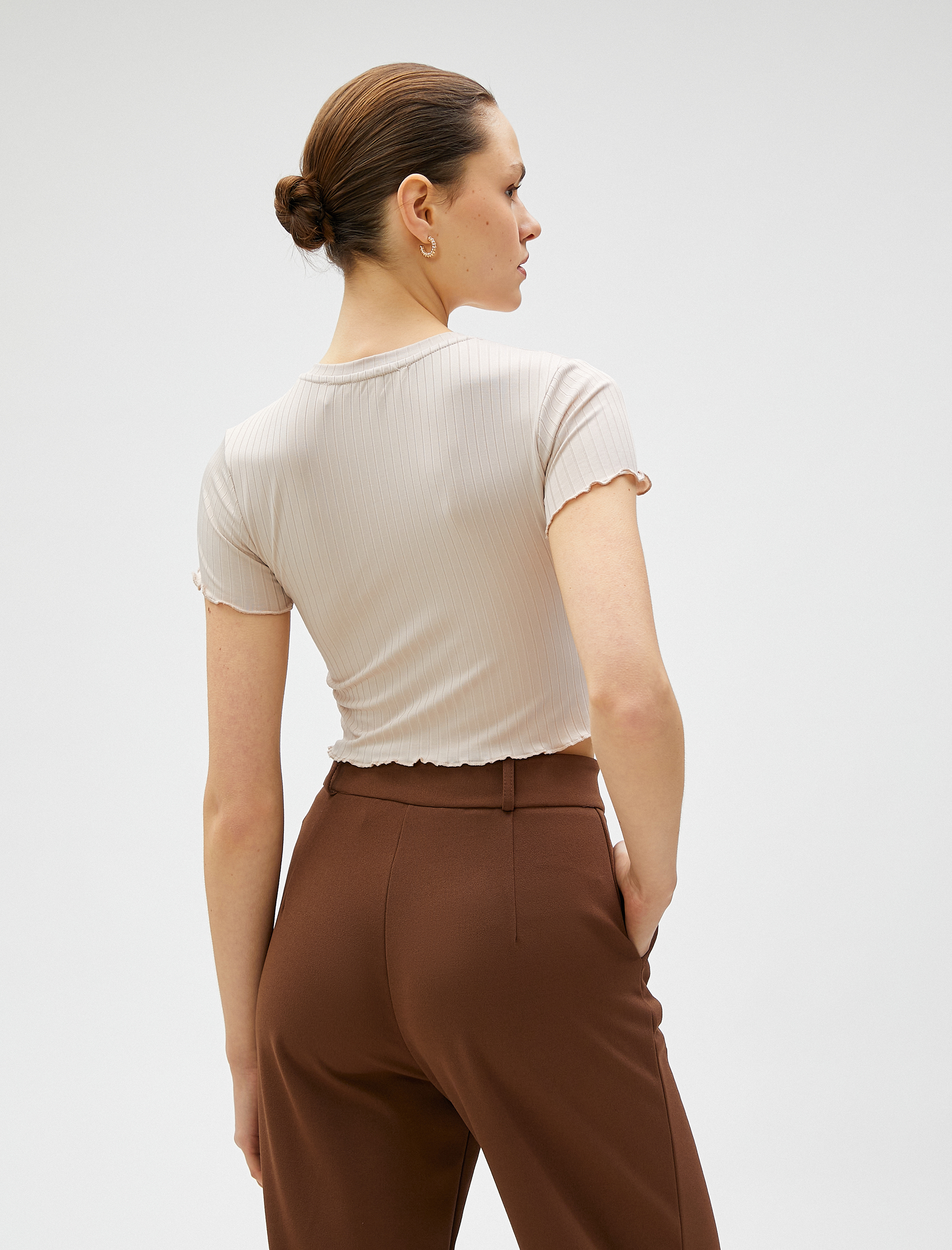   Crop Tişört Fitilli Fırfır Detaylı