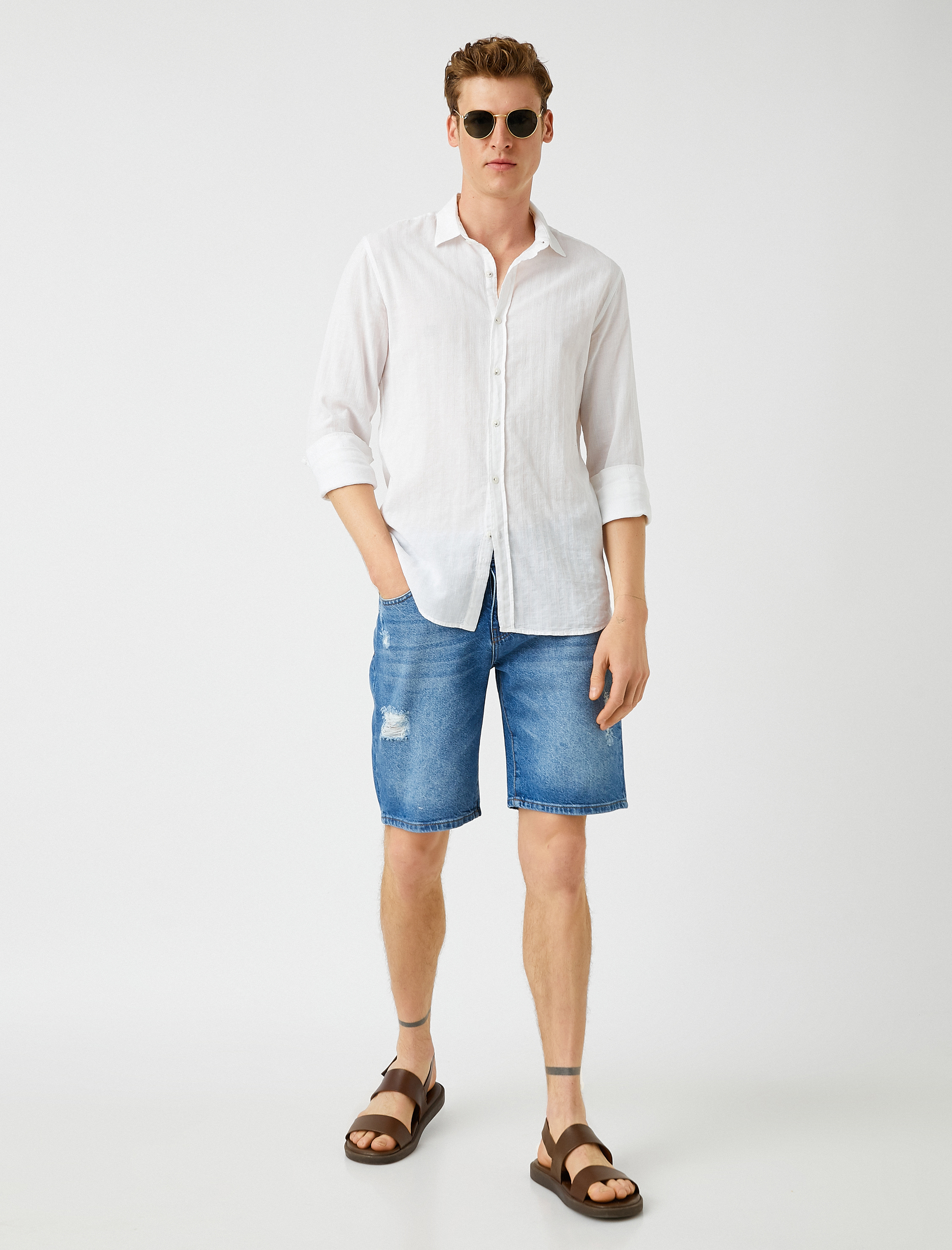   Eskitilmiş Kot Şort