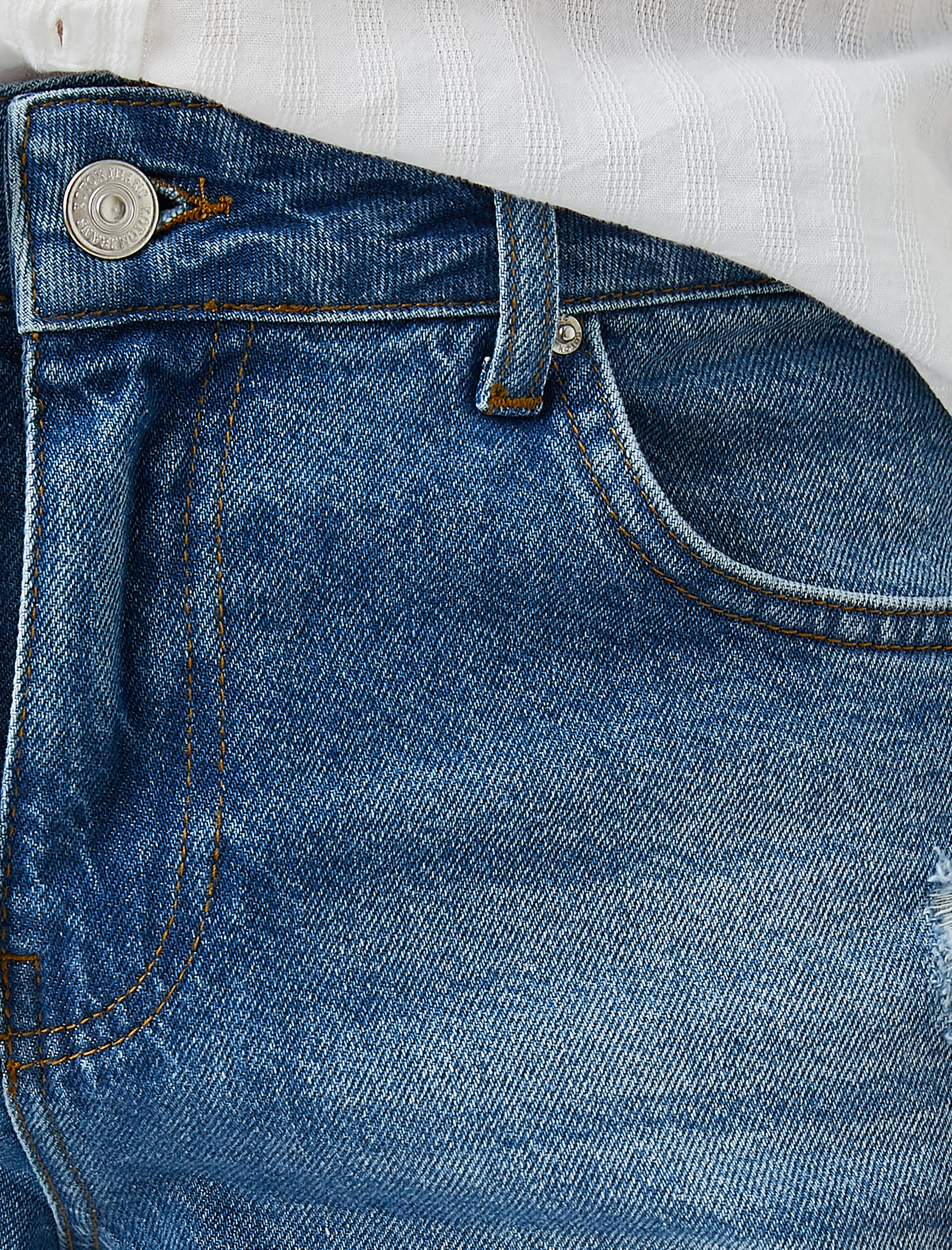   Eskitilmiş Kot Şort