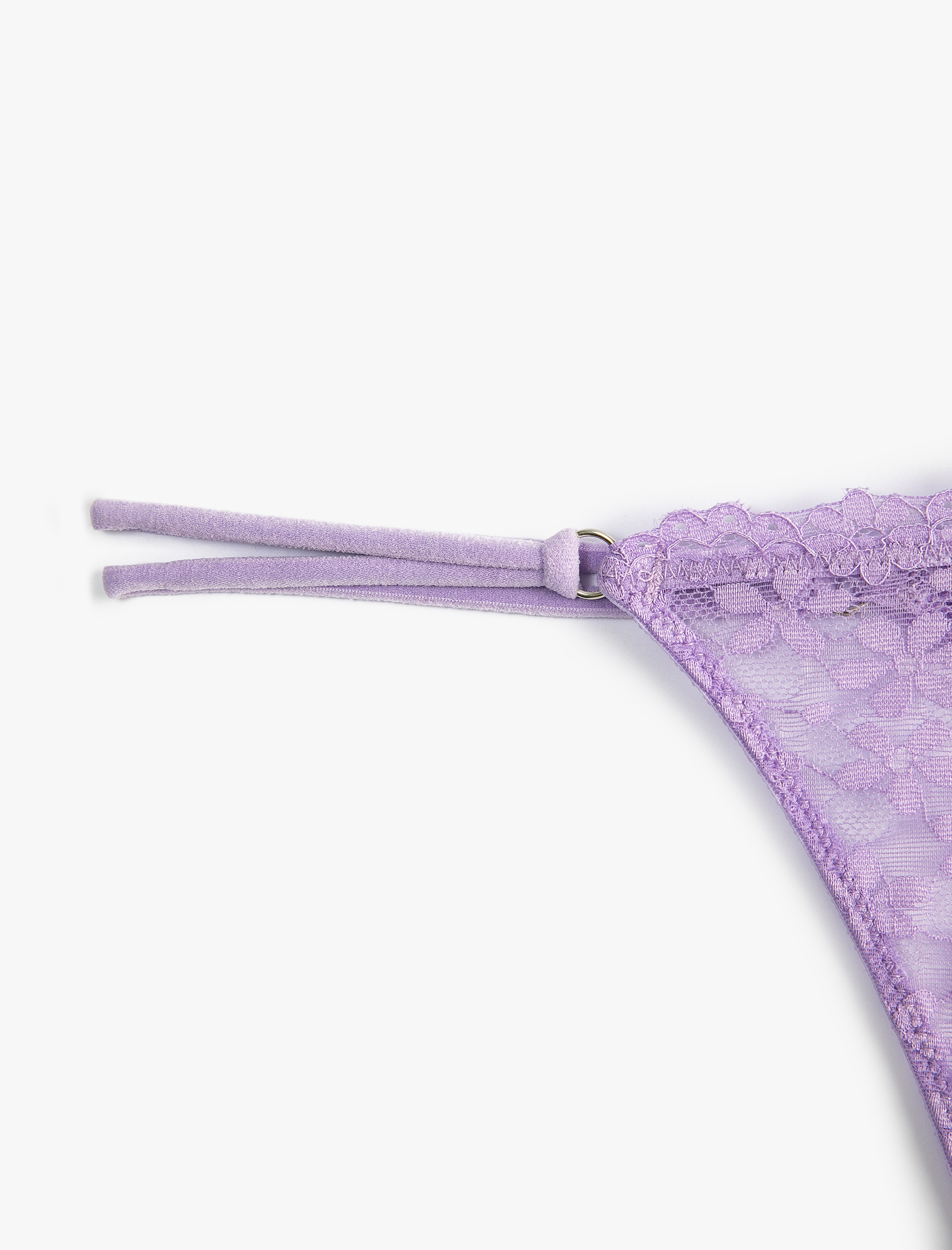   String Külot Dantelli Normal Bel