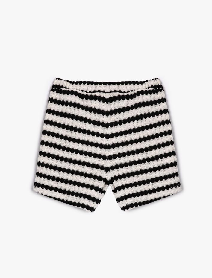 Kız Çocuk Kroşe Şort Beli Lastikli