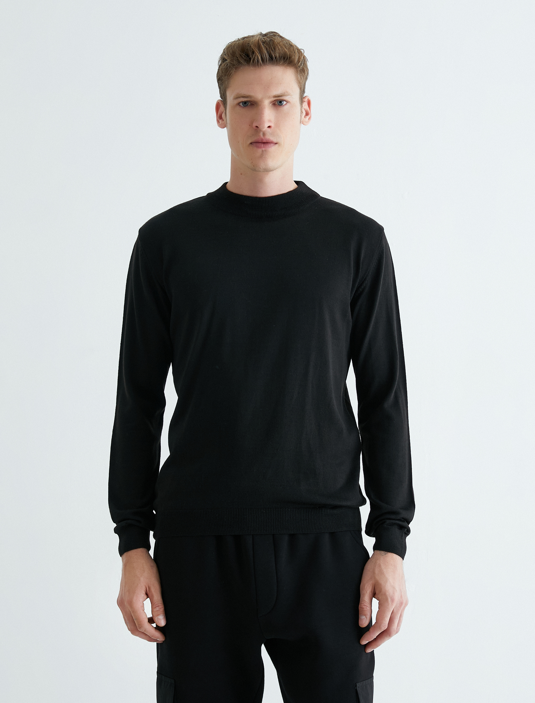   Basic Triko Kazak Yarım Balıkçı Yaka Uzun Kollu