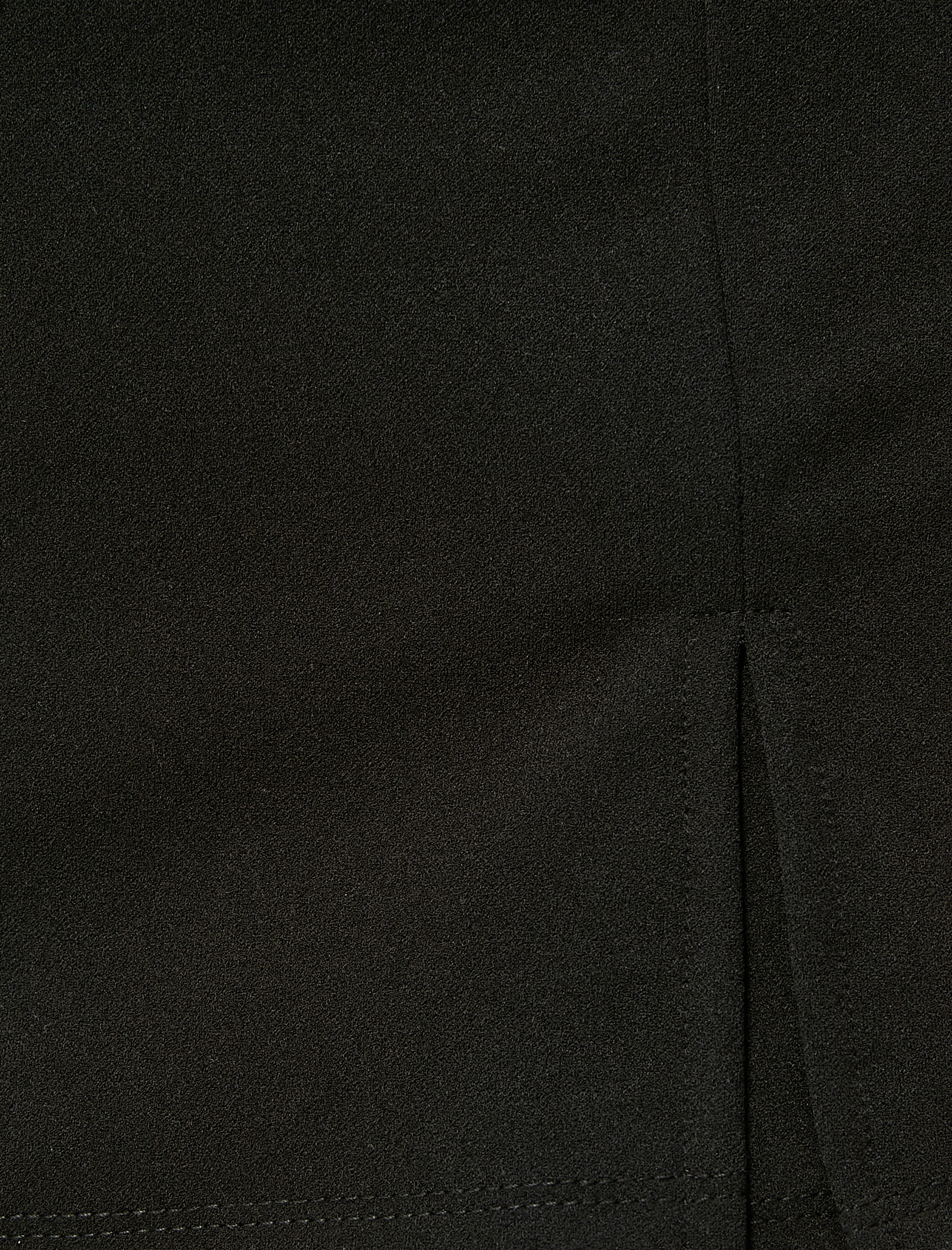   Mini Şort Etek Yırtmaç Detaylı