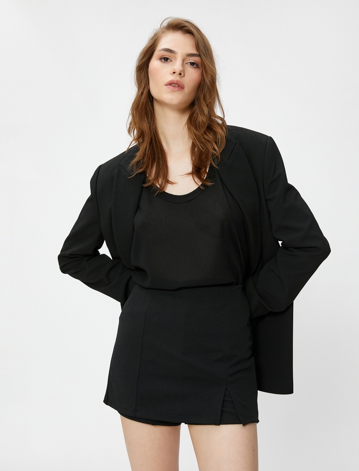  Mini Şort Etek Yırtmaç Detaylı