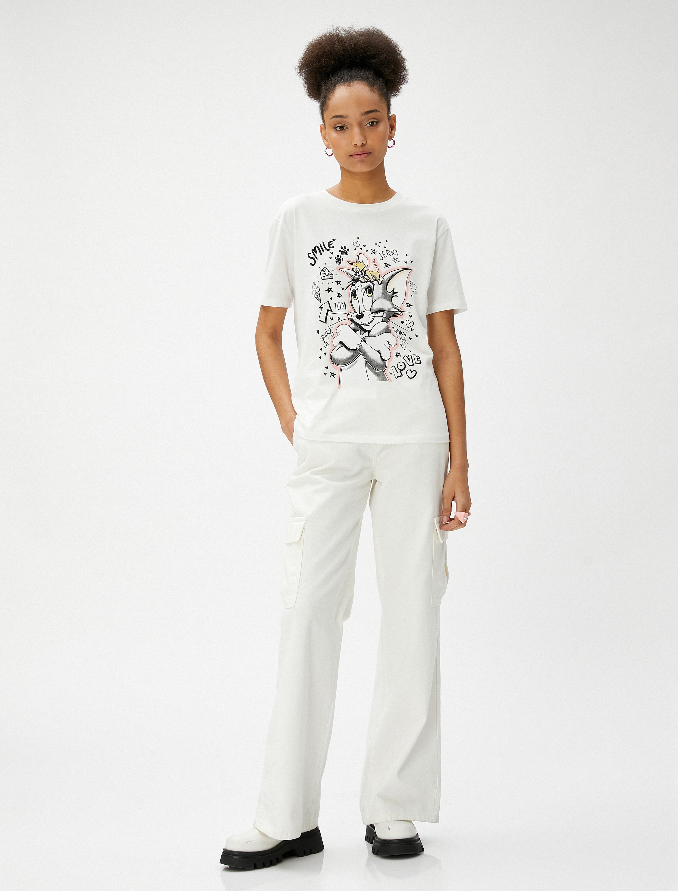 Ekru Tom ve Jerry Tişört Lisanslı Baskılı Bisiklet Yaka Pamuklu