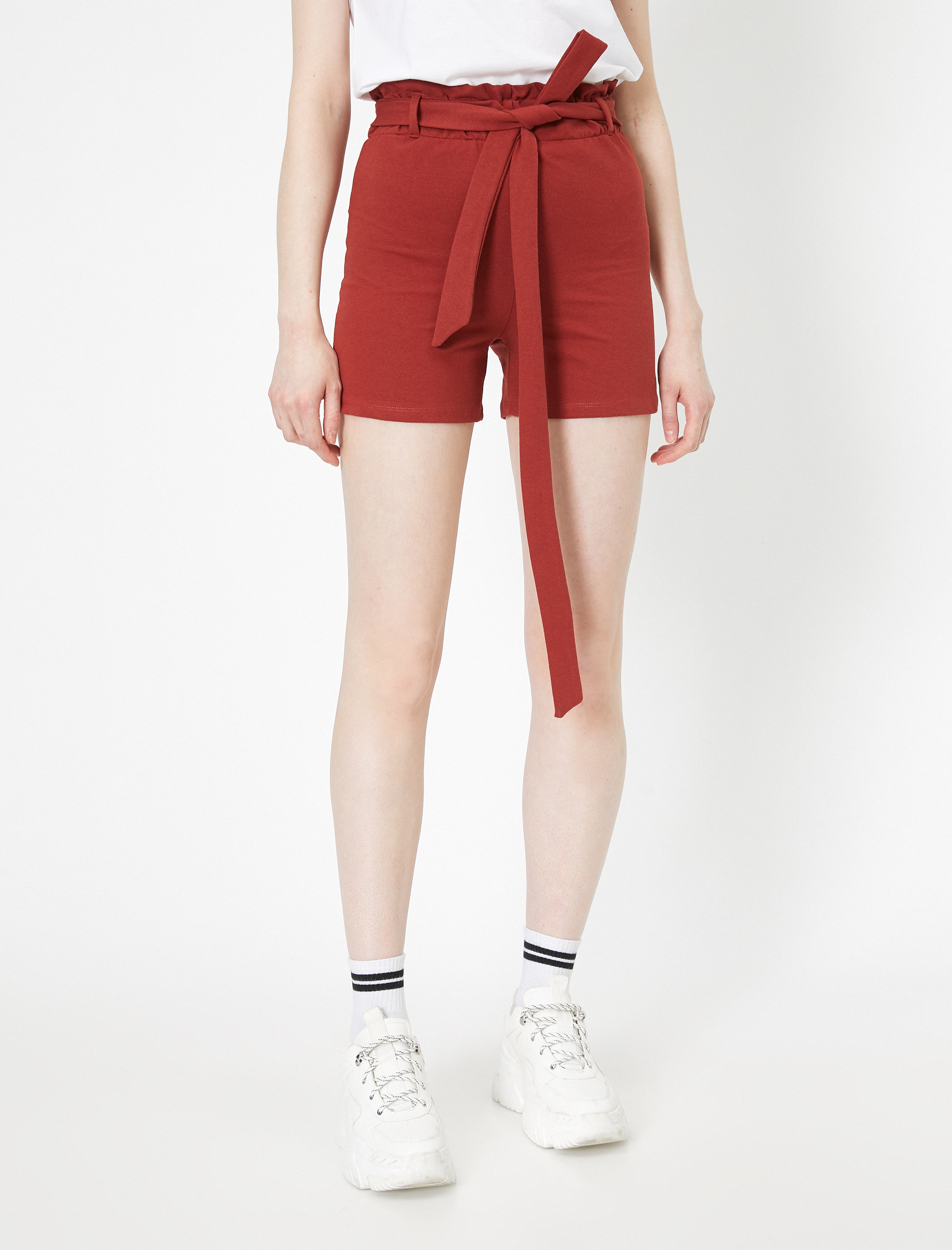   Beli Bağlamalı Şort