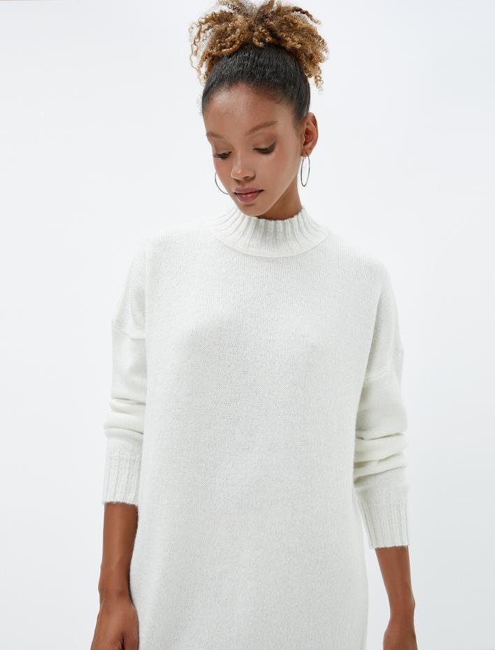  Triko Elbise Dik Yaka Uzun Kollu