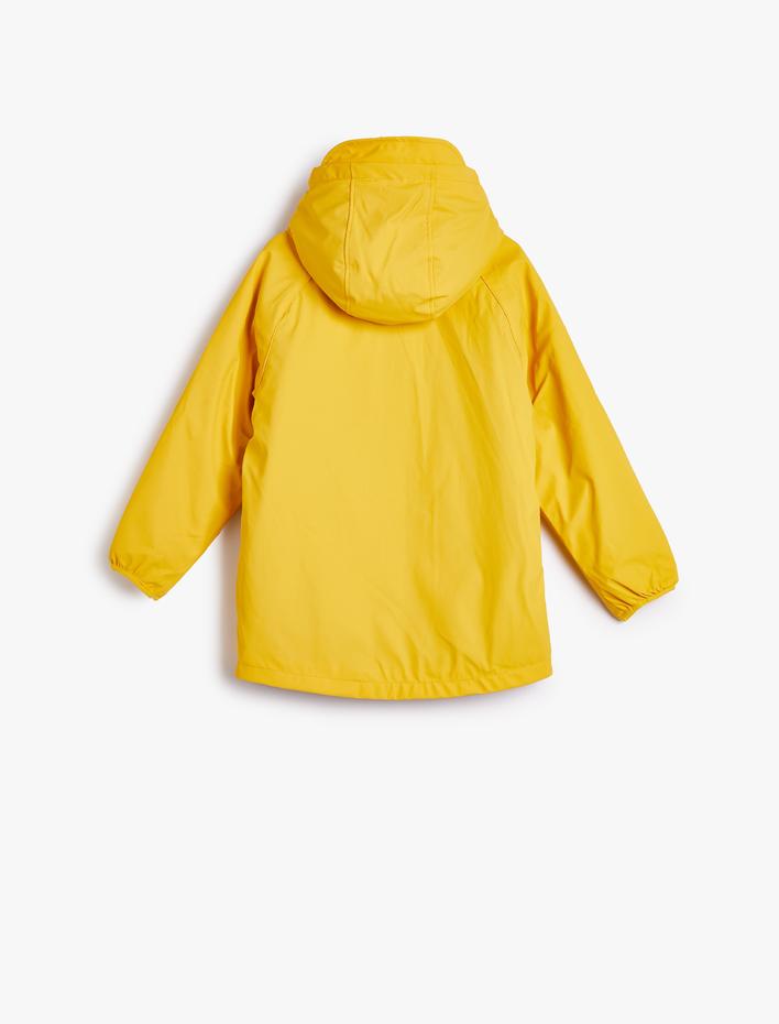 Erkek Çocuk Kapşonlu Yağmurluk Pamuk Astarlı Cepli