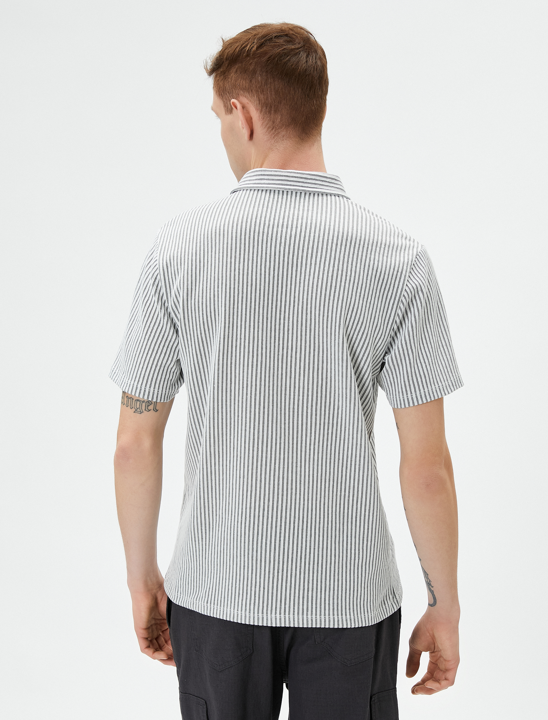   Polo Yaka Tişört Kısa Kollu Düğme Detaylı