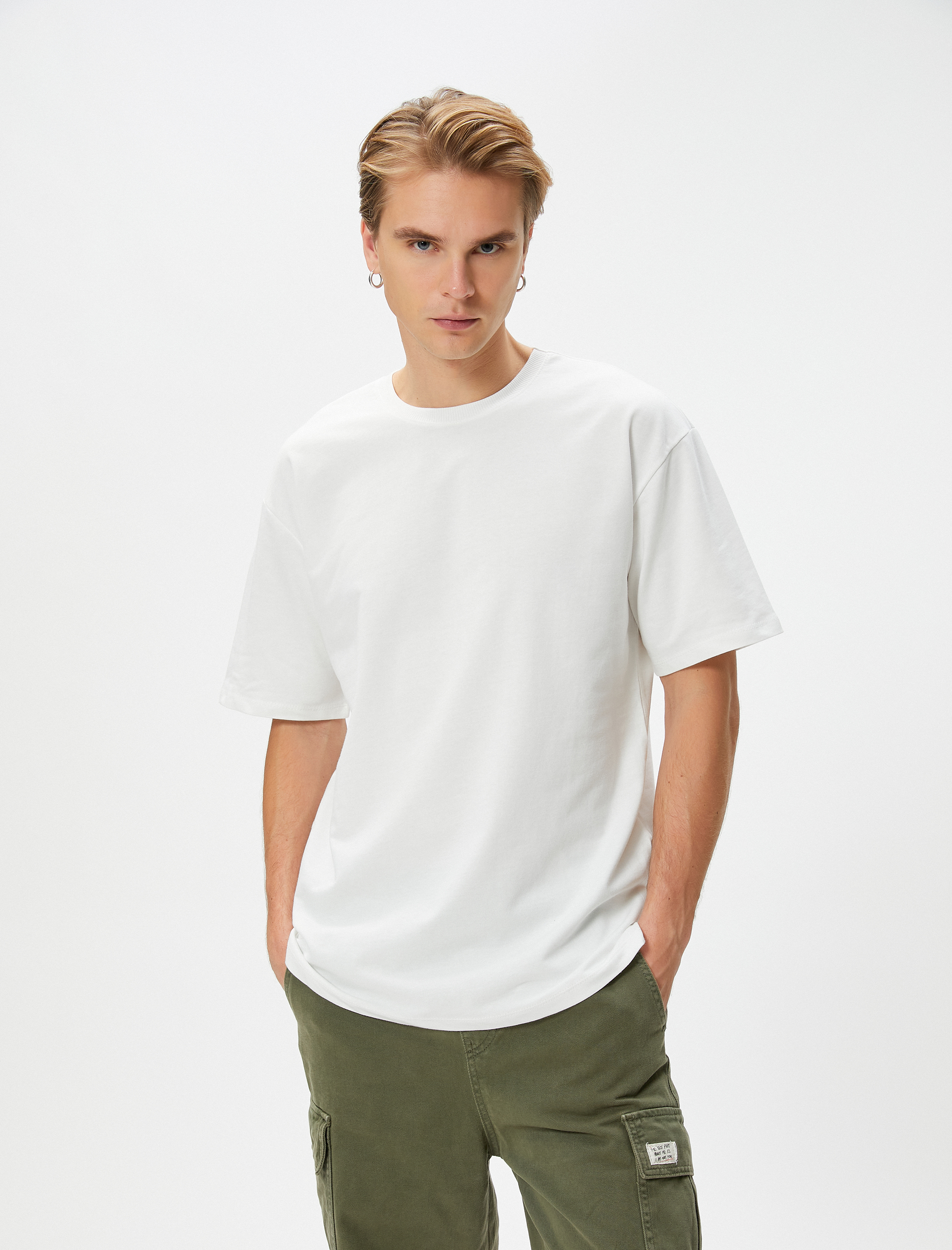   Basic Oversize Tişört Bisiklet Yaka Düşük Omuzlu Kısa Kollu Pamuklu