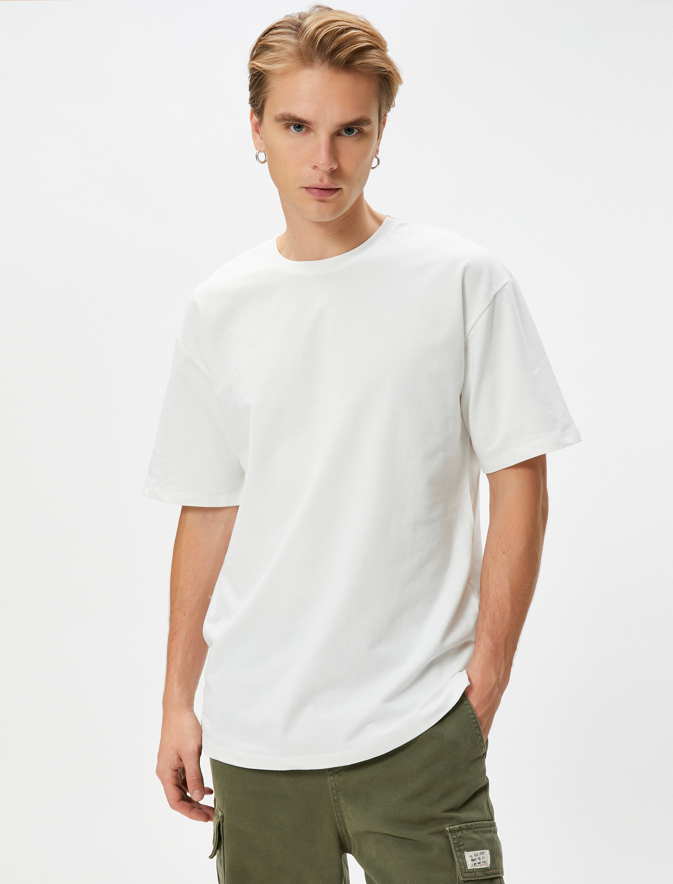   Basic Oversize Tişört Bisiklet Yaka Düşük Omuzlu Kısa Kollu Pamuklu