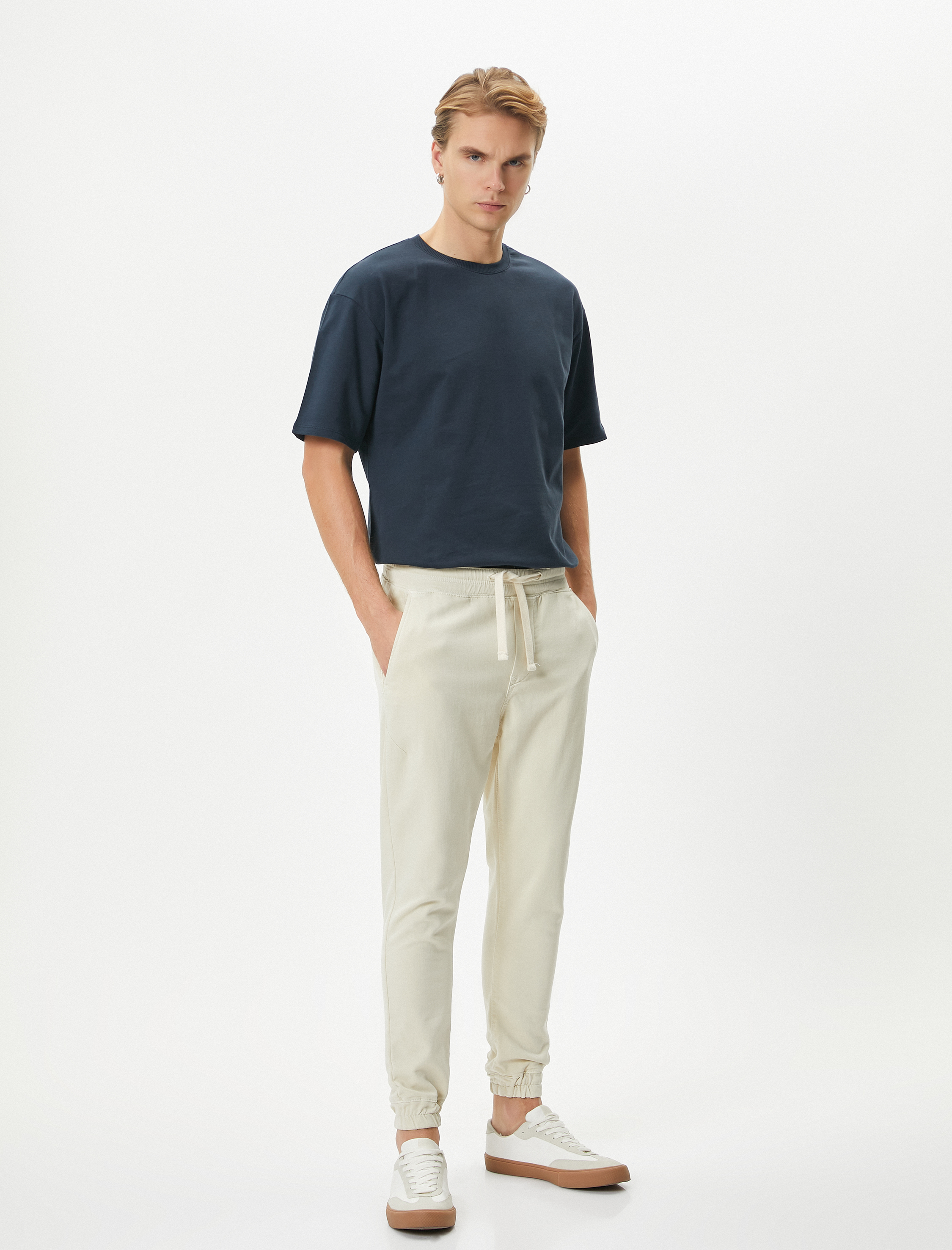   Basic Oversize Tişört Bisiklet Yaka Düşük Omuzlu Kısa Kollu Pamuklu