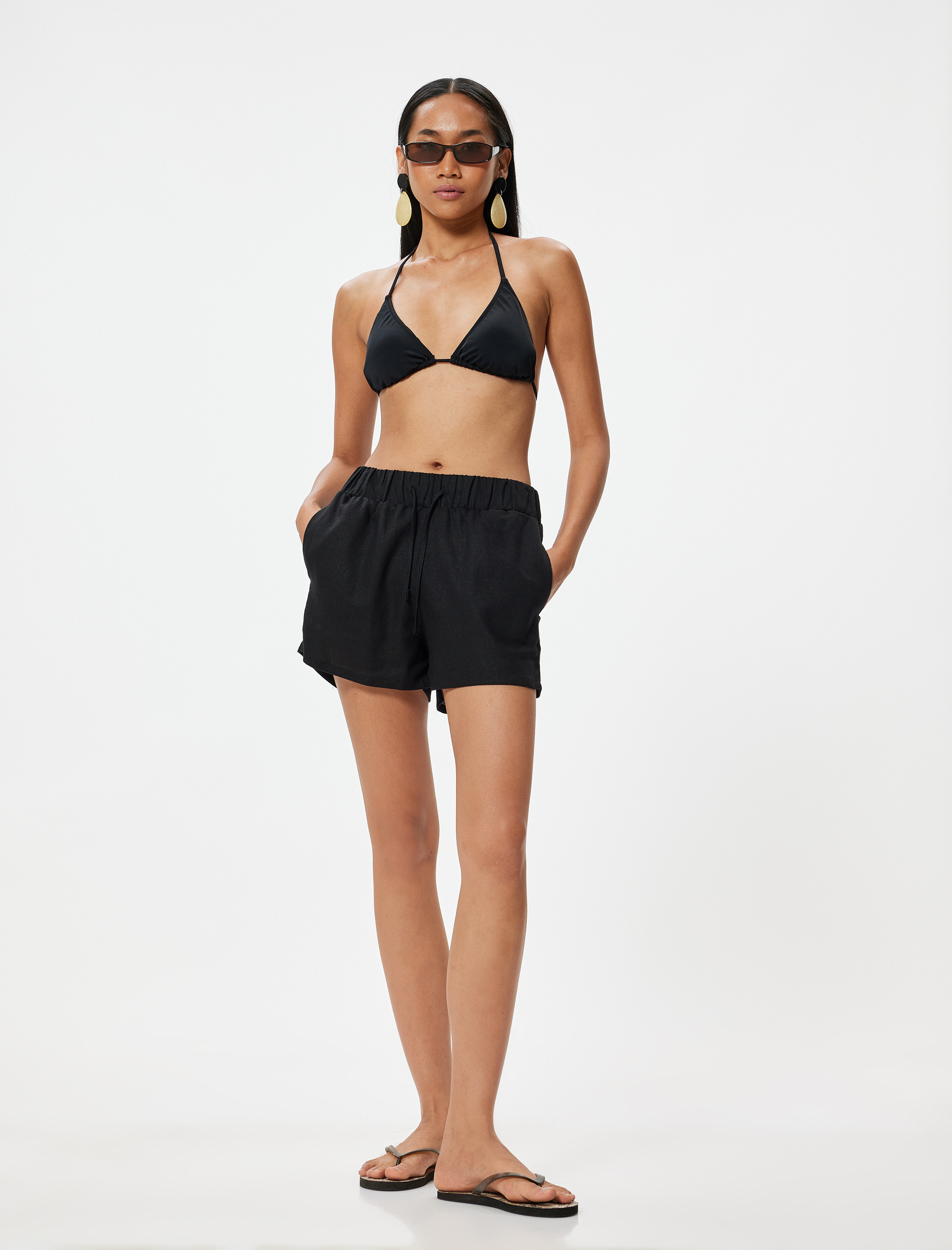   Mini Keten Şort Bağcıklı Normal Bel Cep Detaylı Rahat Kalıp