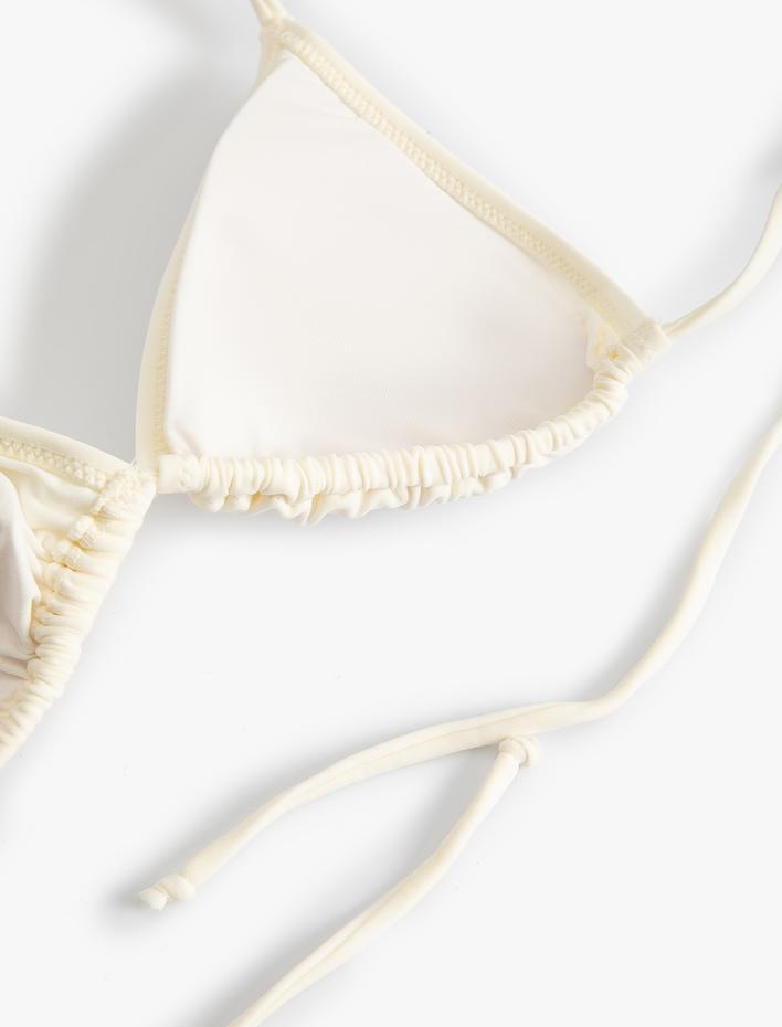  Üçgen İpli Bikini Üstü Basic