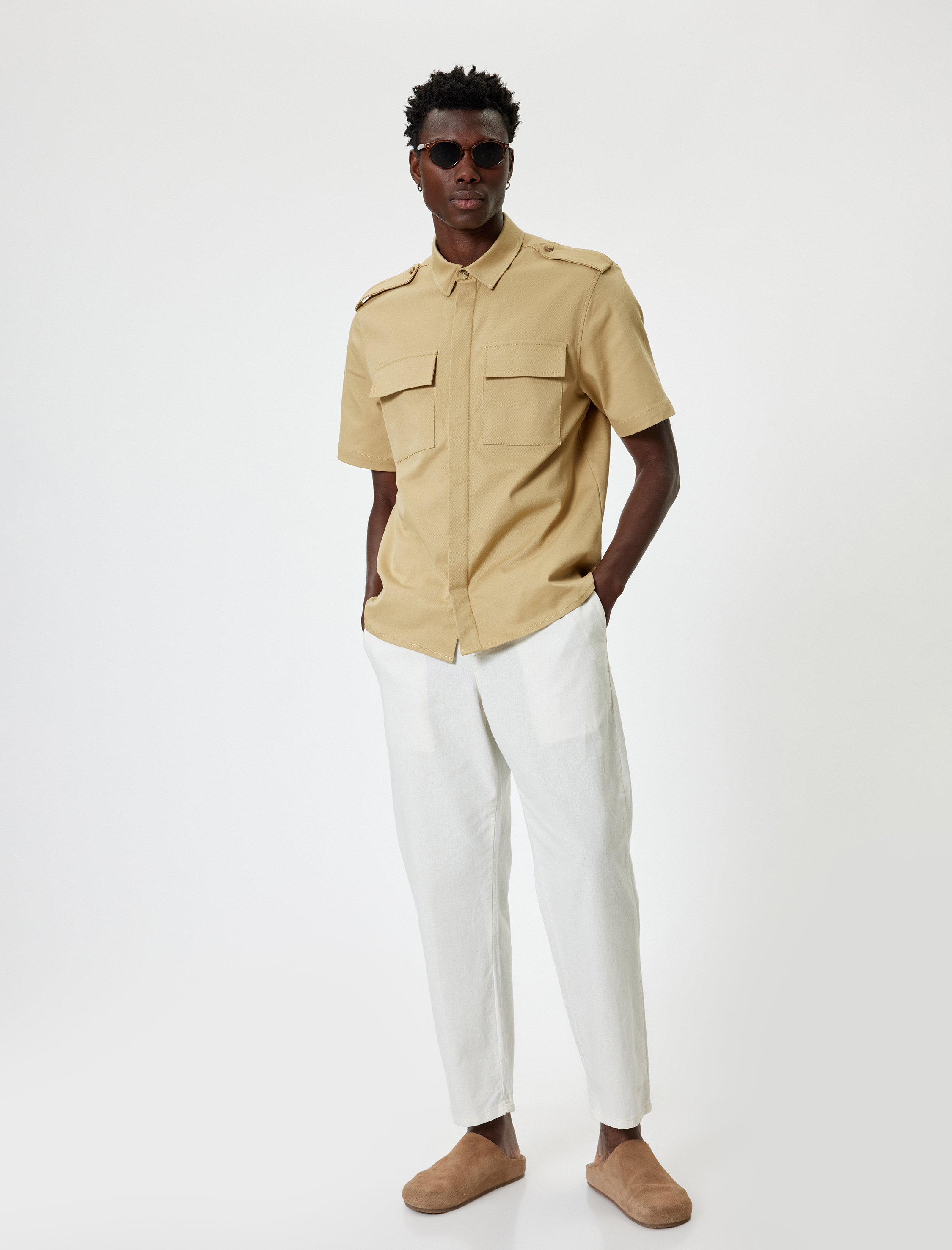   Kısa Kollu Gömlek Kapaklı Cep Detaylı Düğmeli Pamuklu Regular Fit