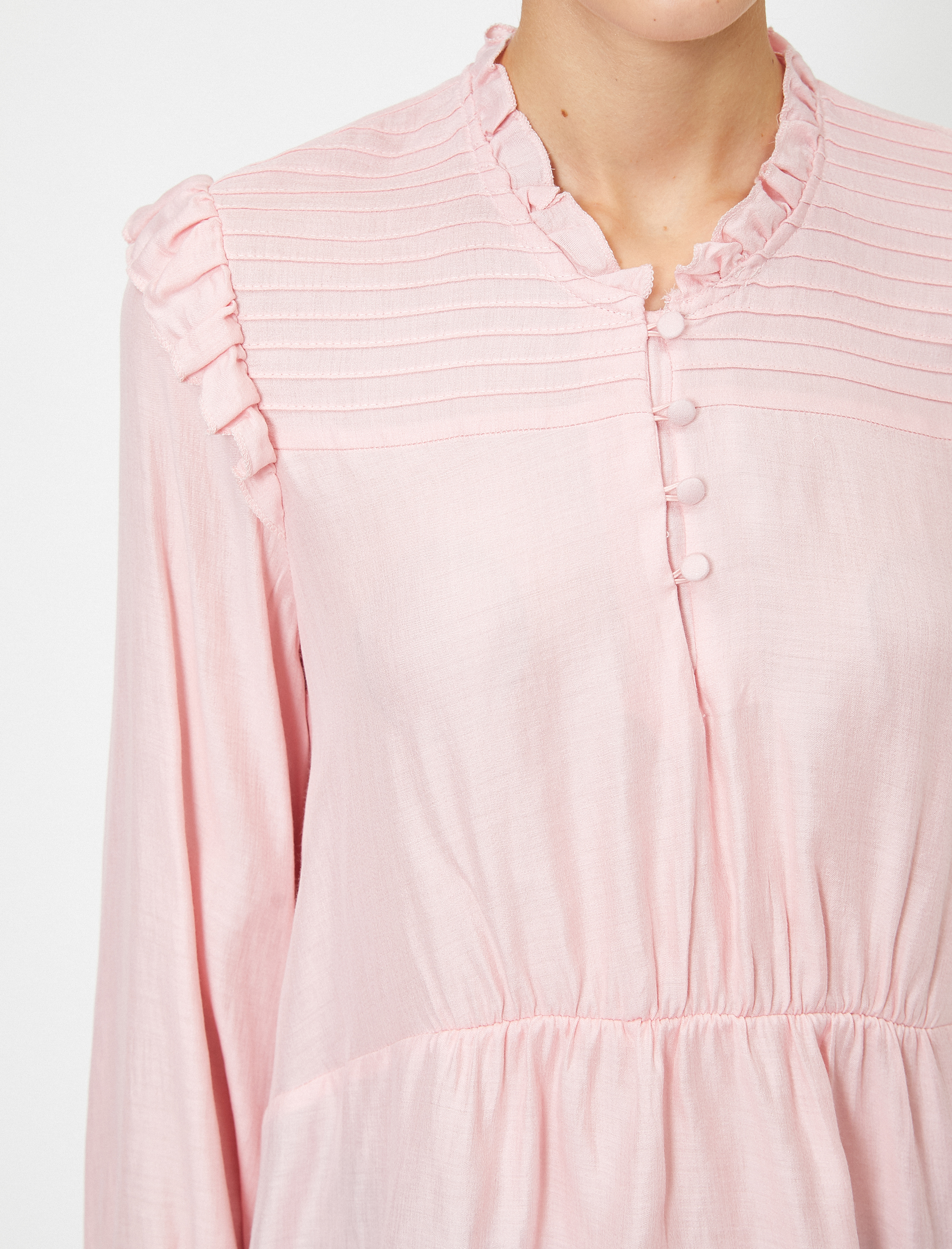   Uzun Kollu Fırfırlı Bluz